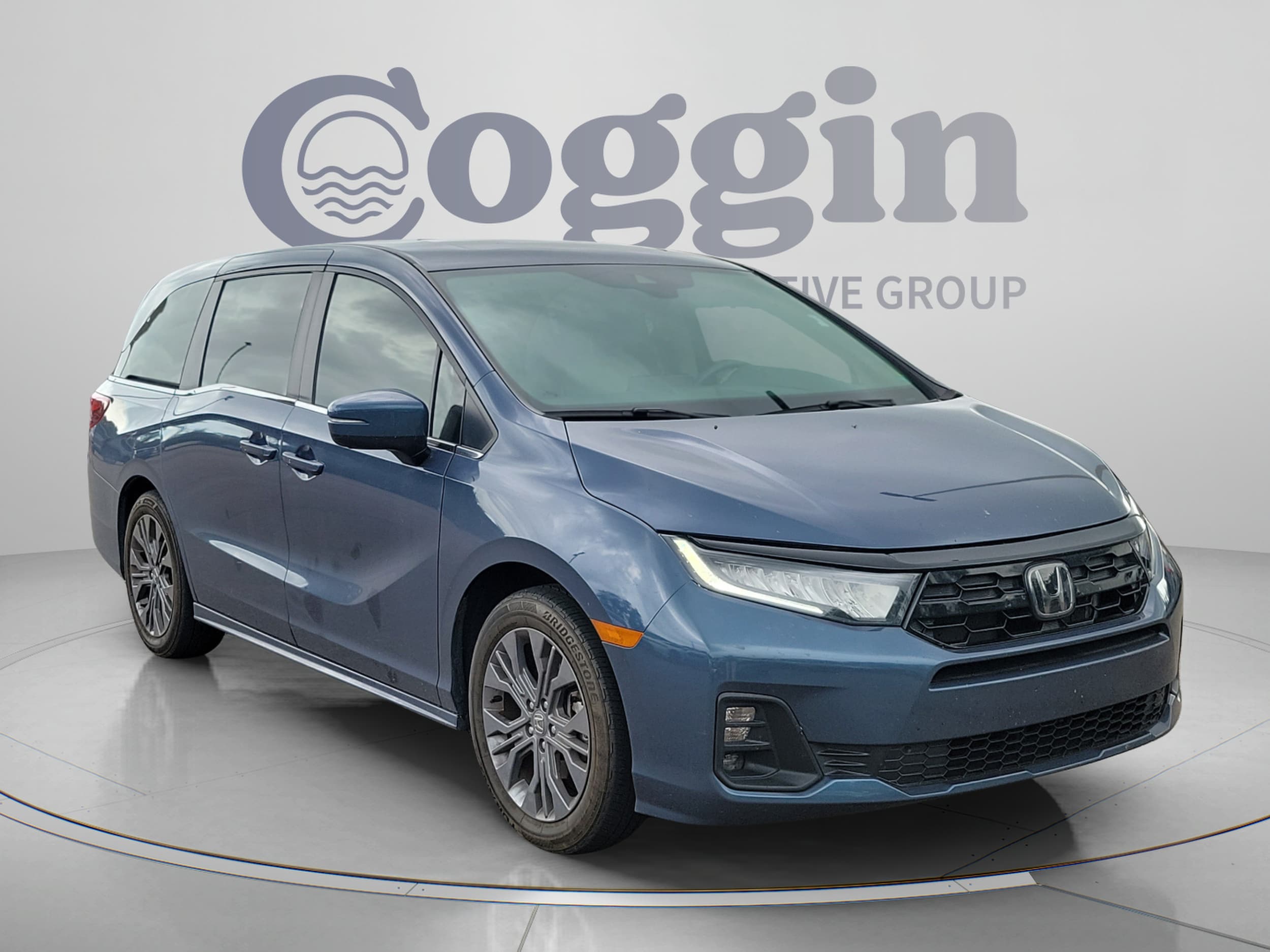2025 Honda Odyssey Touring - Photo 8