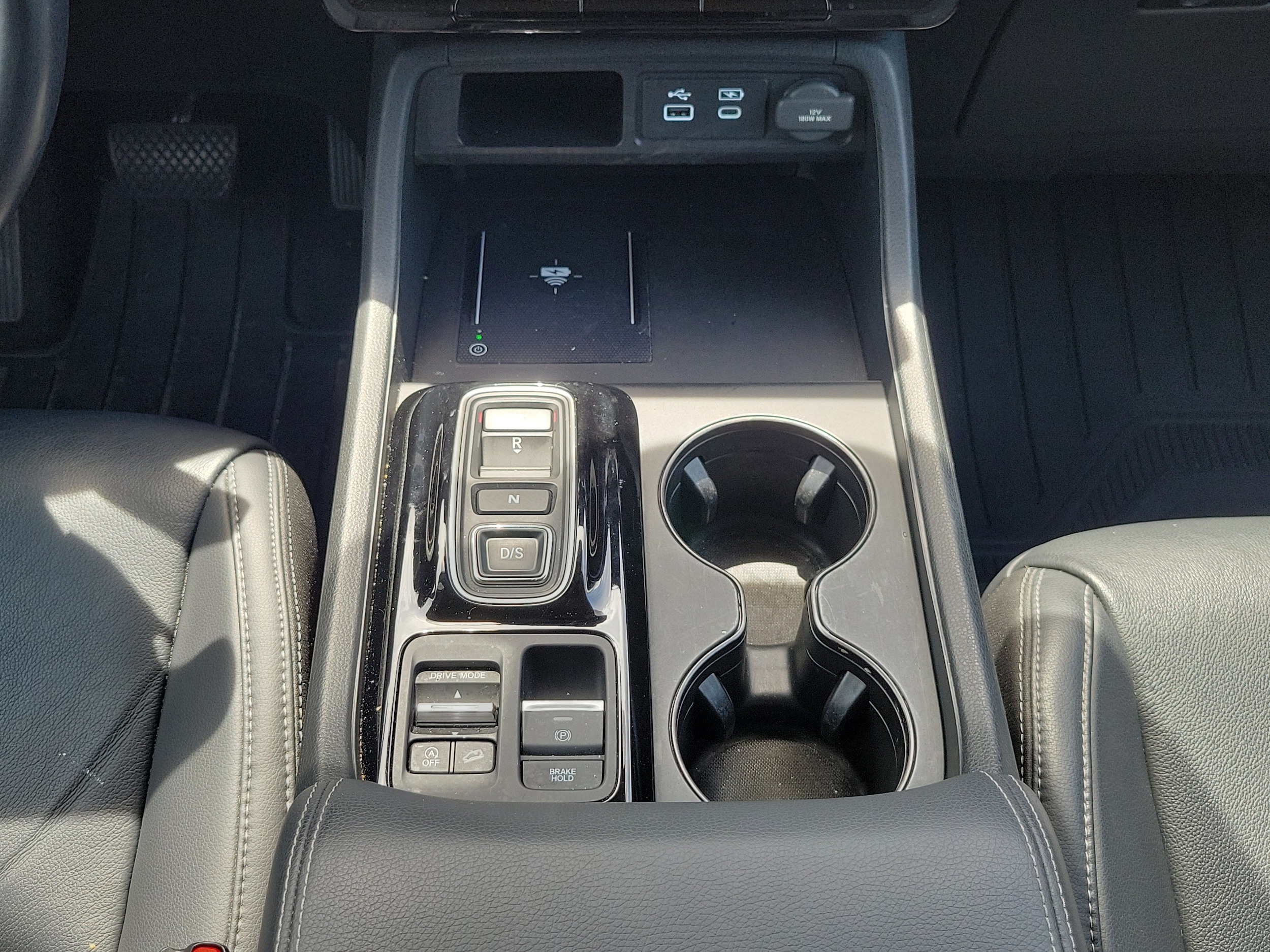 2025 Honda Pilot EX-L - Photo 16