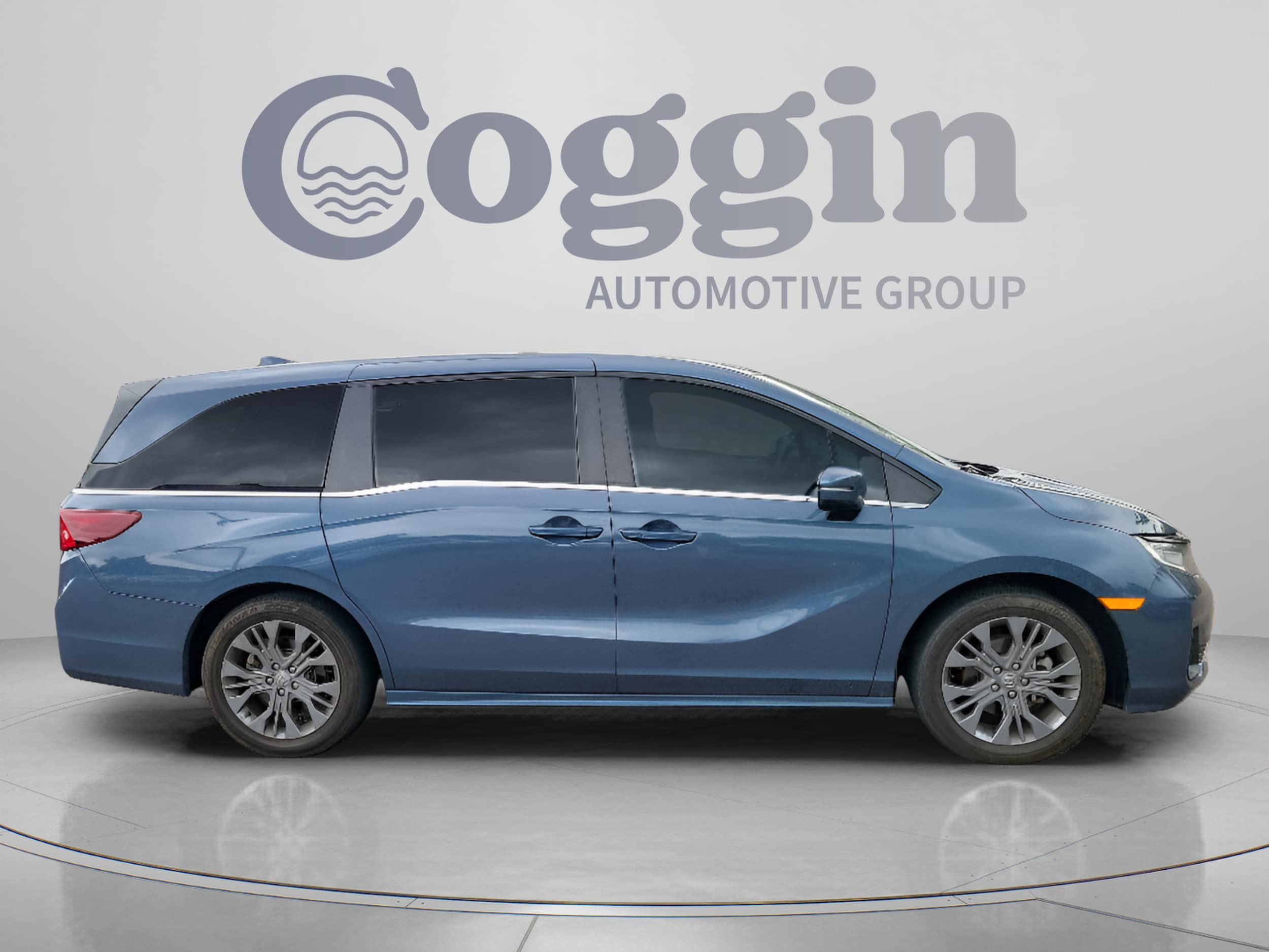2025 Honda Odyssey Touring - Photo 7