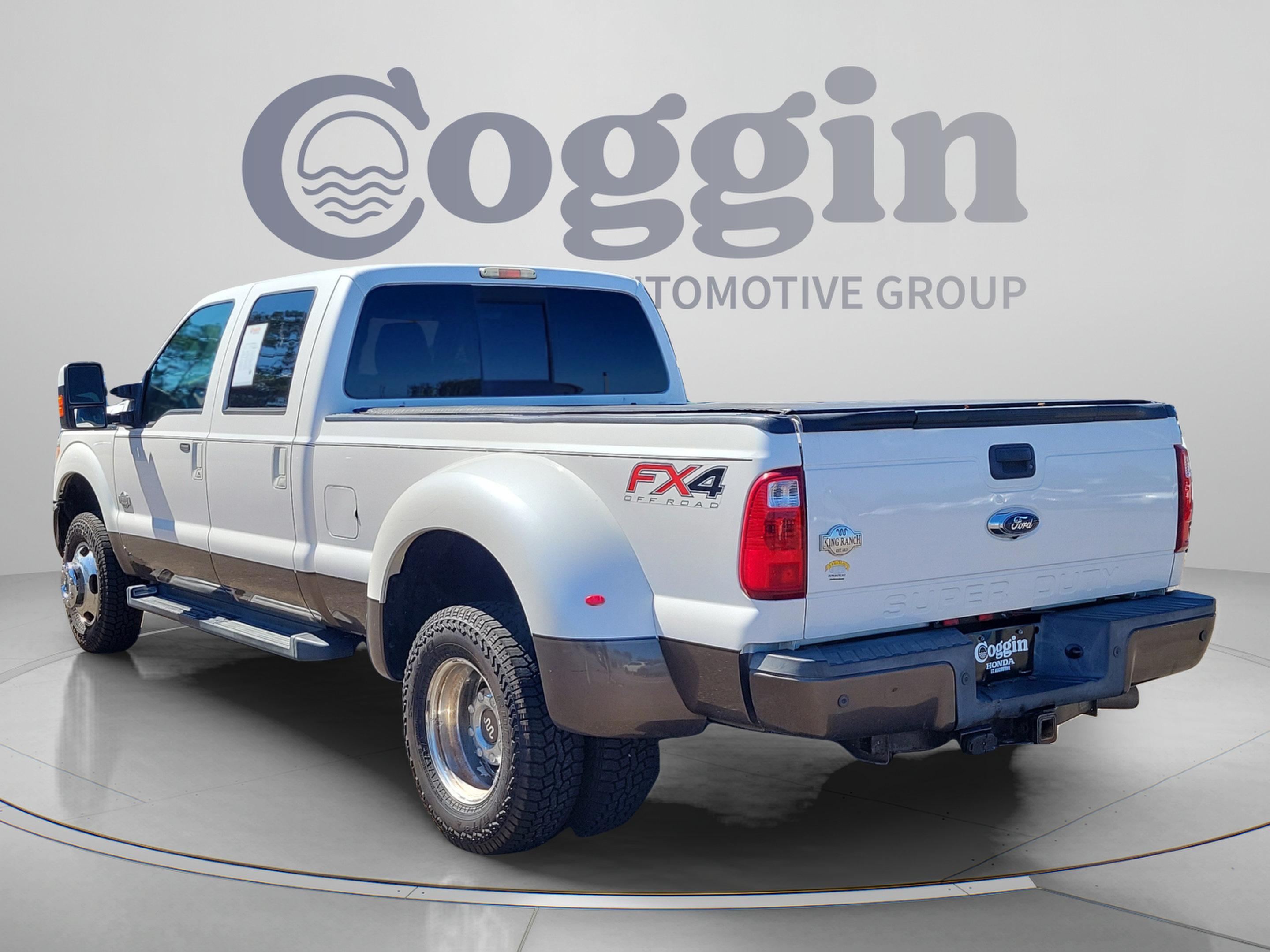 Used 2015 Ford F-350 King Ranch Truck Crew Cab