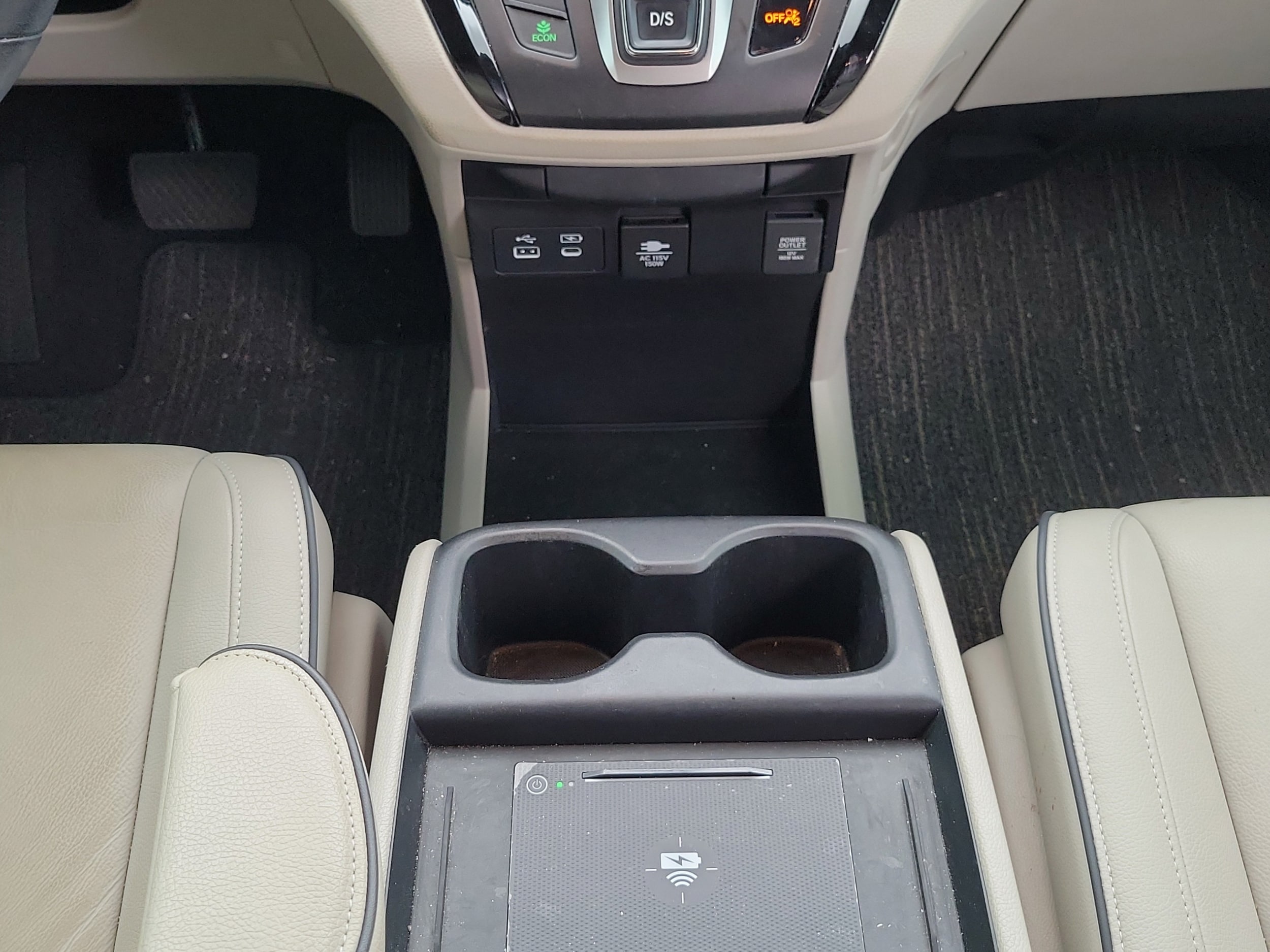 2025 Honda Odyssey Touring - Photo 17