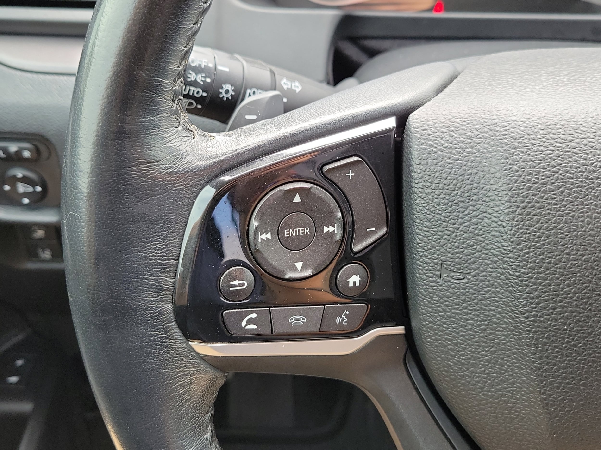 2021 Honda Pilot SE - Photo 31
