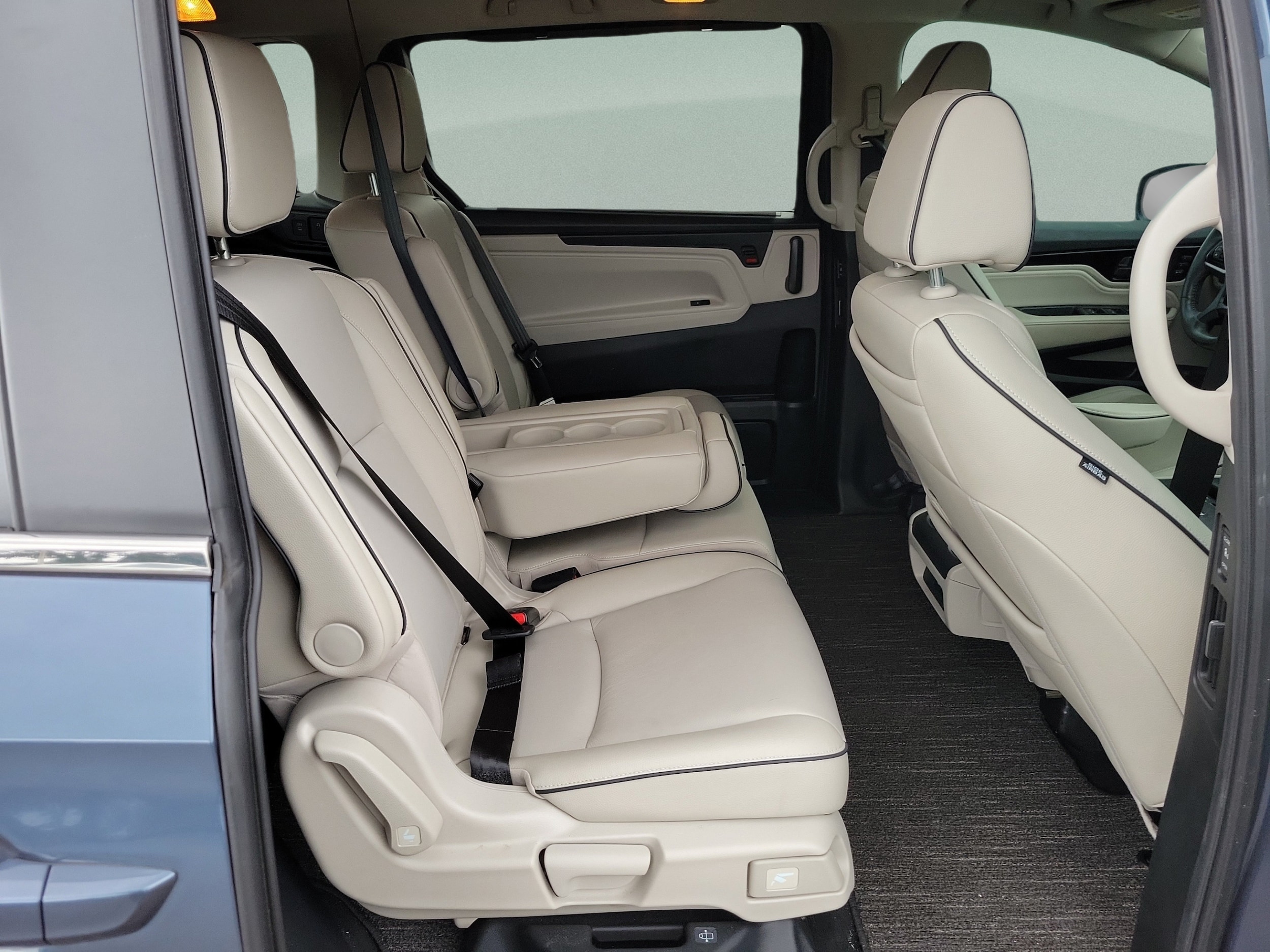 2025 Honda Odyssey Touring - Photo 11