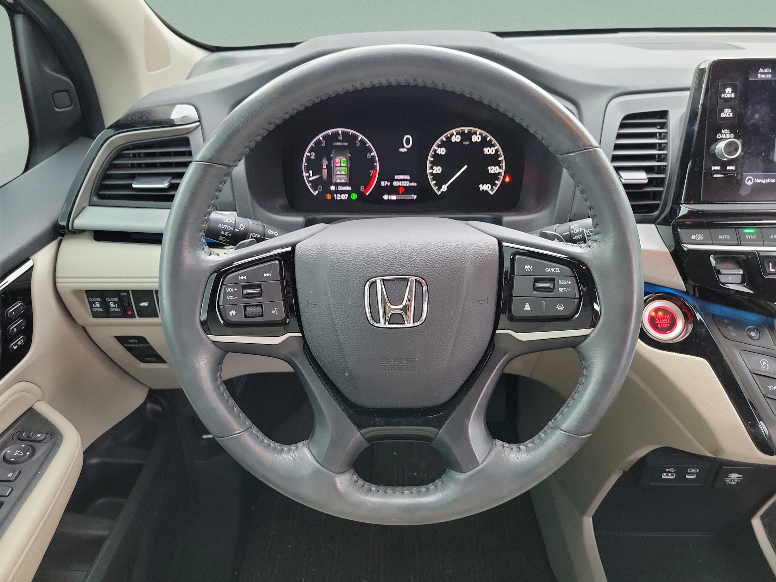 2025 Honda Odyssey Touring - Photo 14