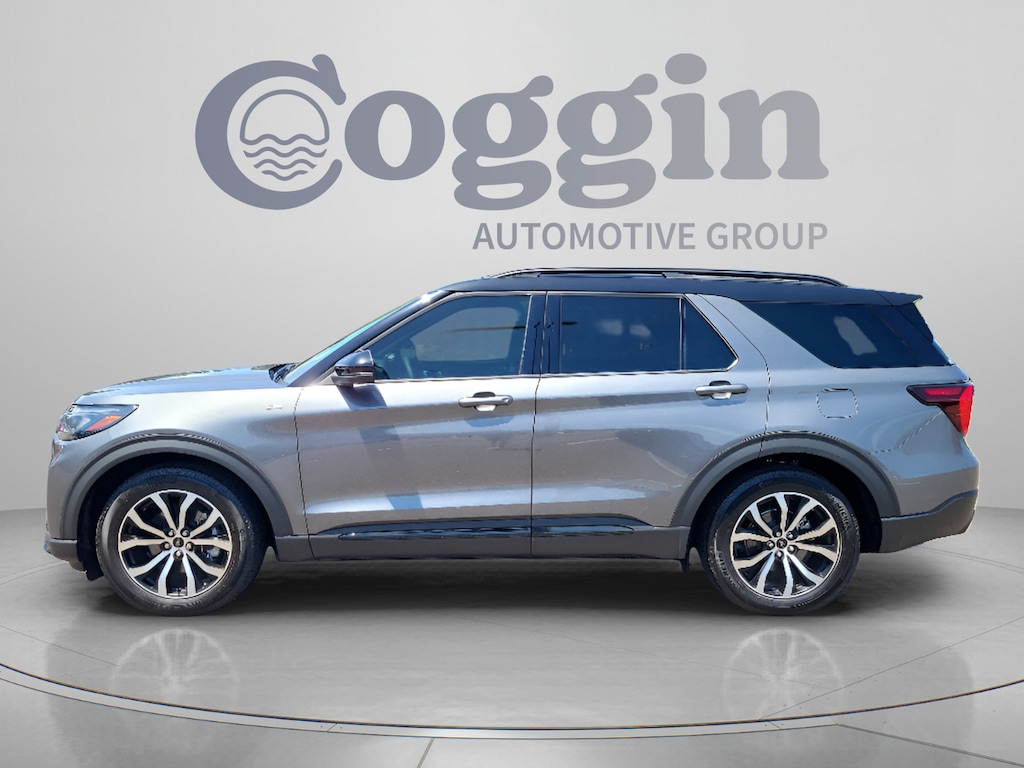 Used 2025 Ford Explorer ST-Line SUV