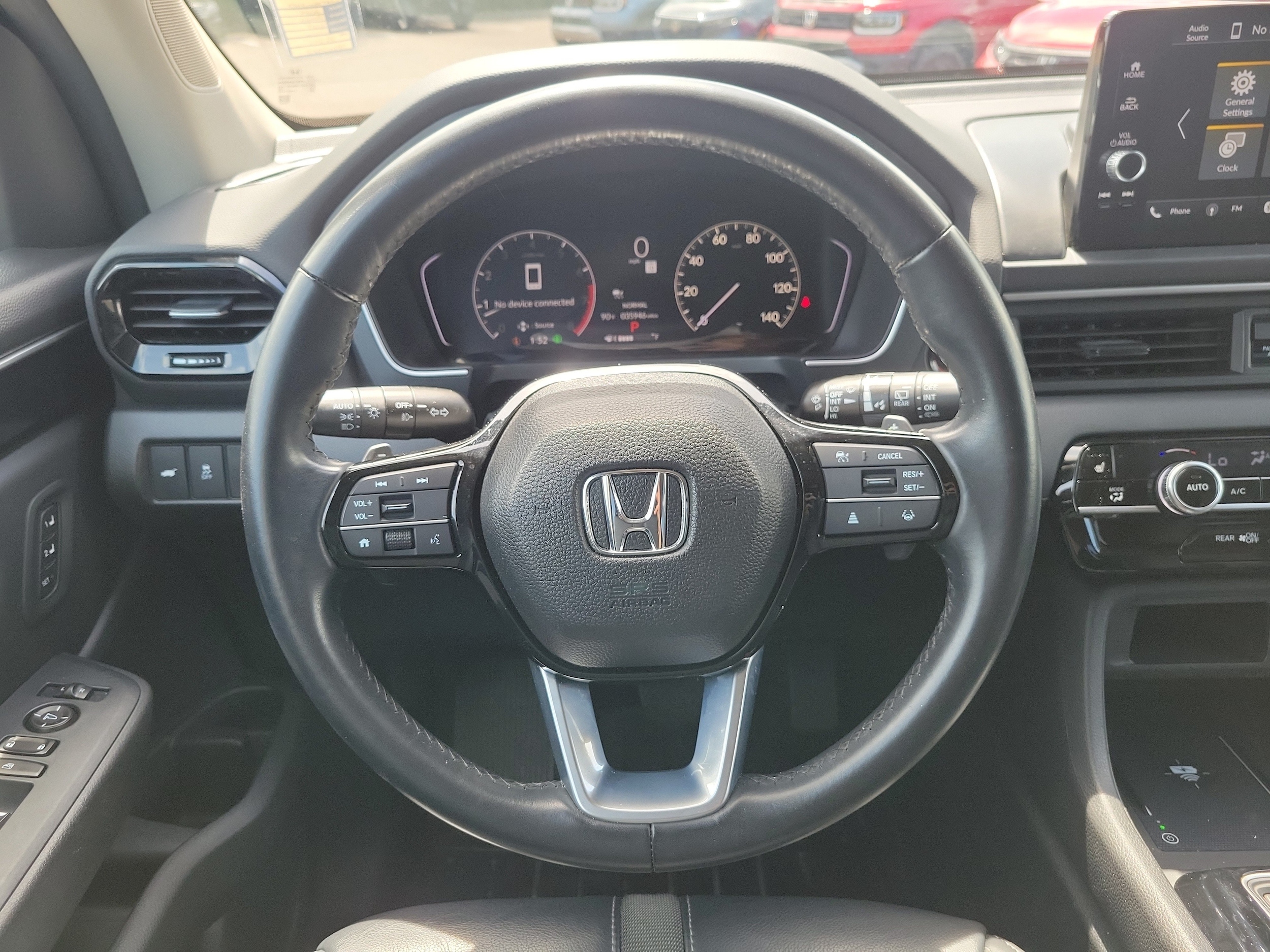 2025 Honda Pilot EX-L - Photo 13
