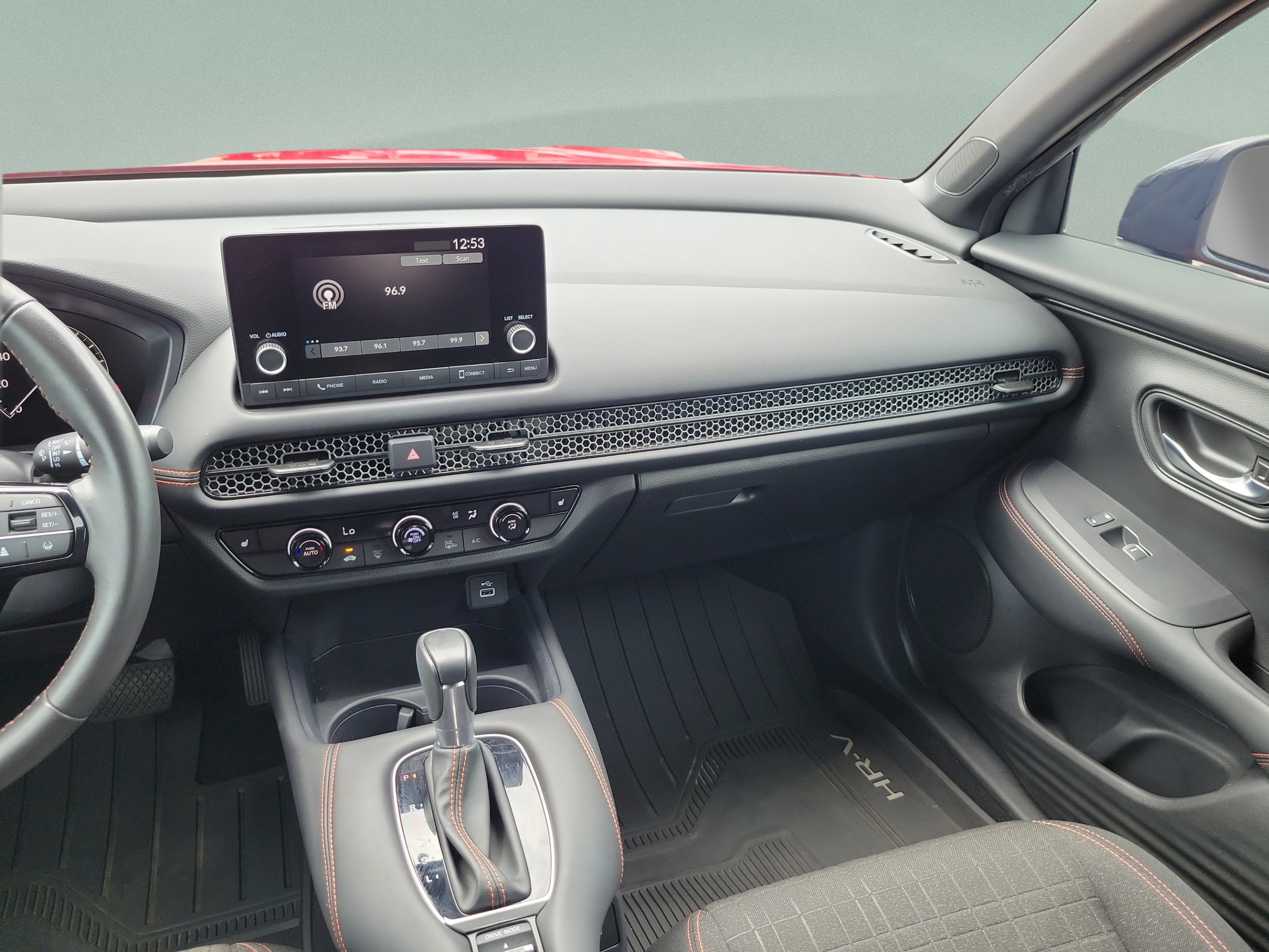 2024 Honda HR-V Sport - Photo 17