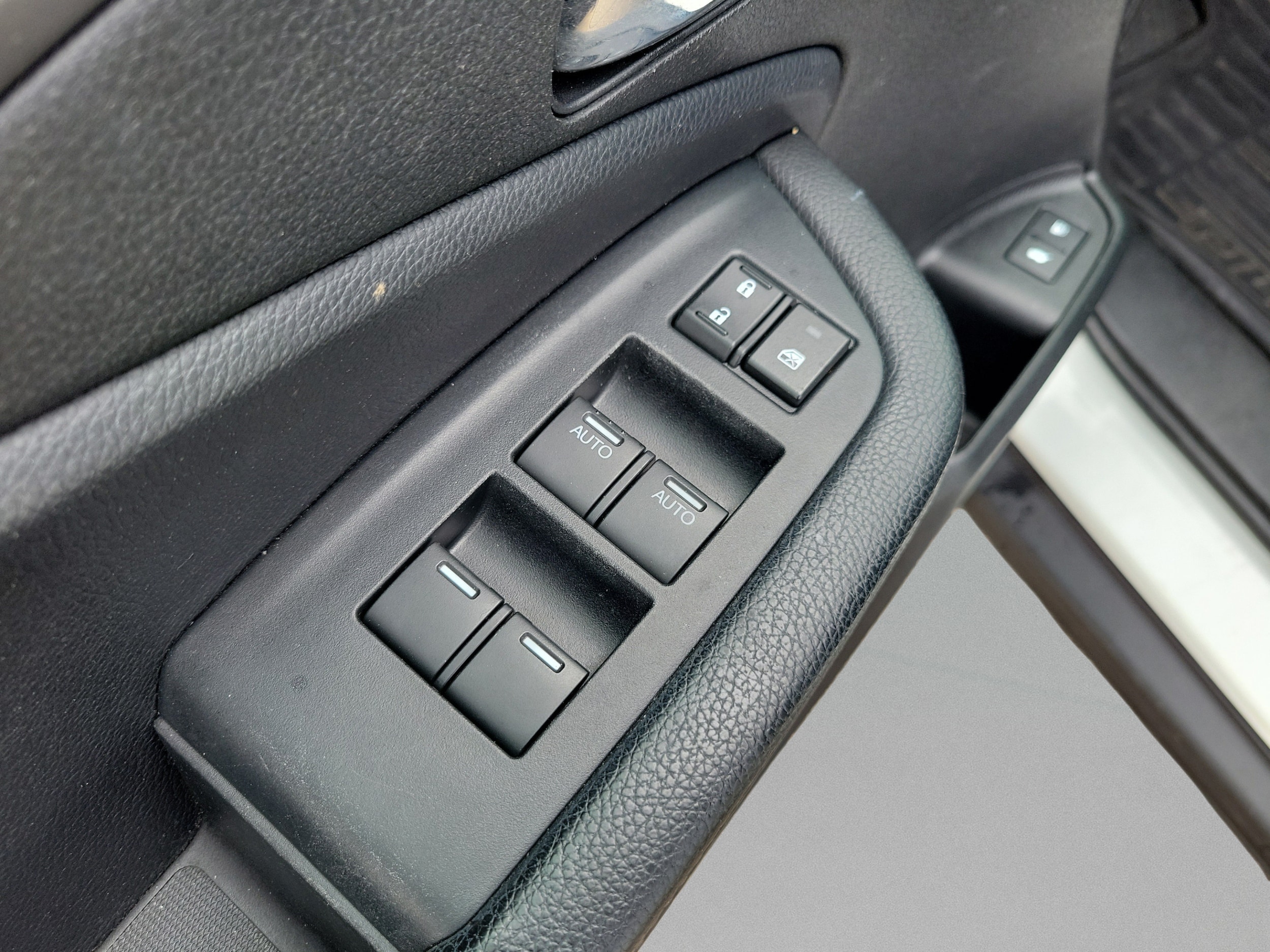 2021 Honda Pilot SE - Photo 25