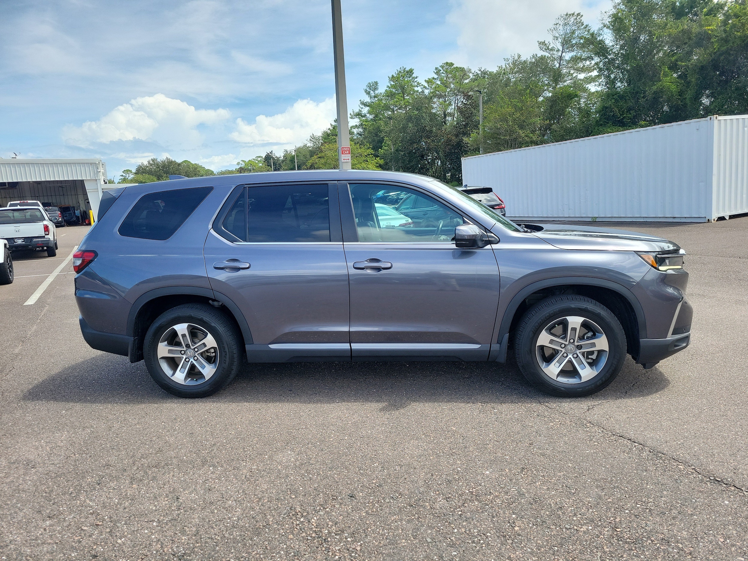 2025 Honda Pilot EX-L - Photo 7