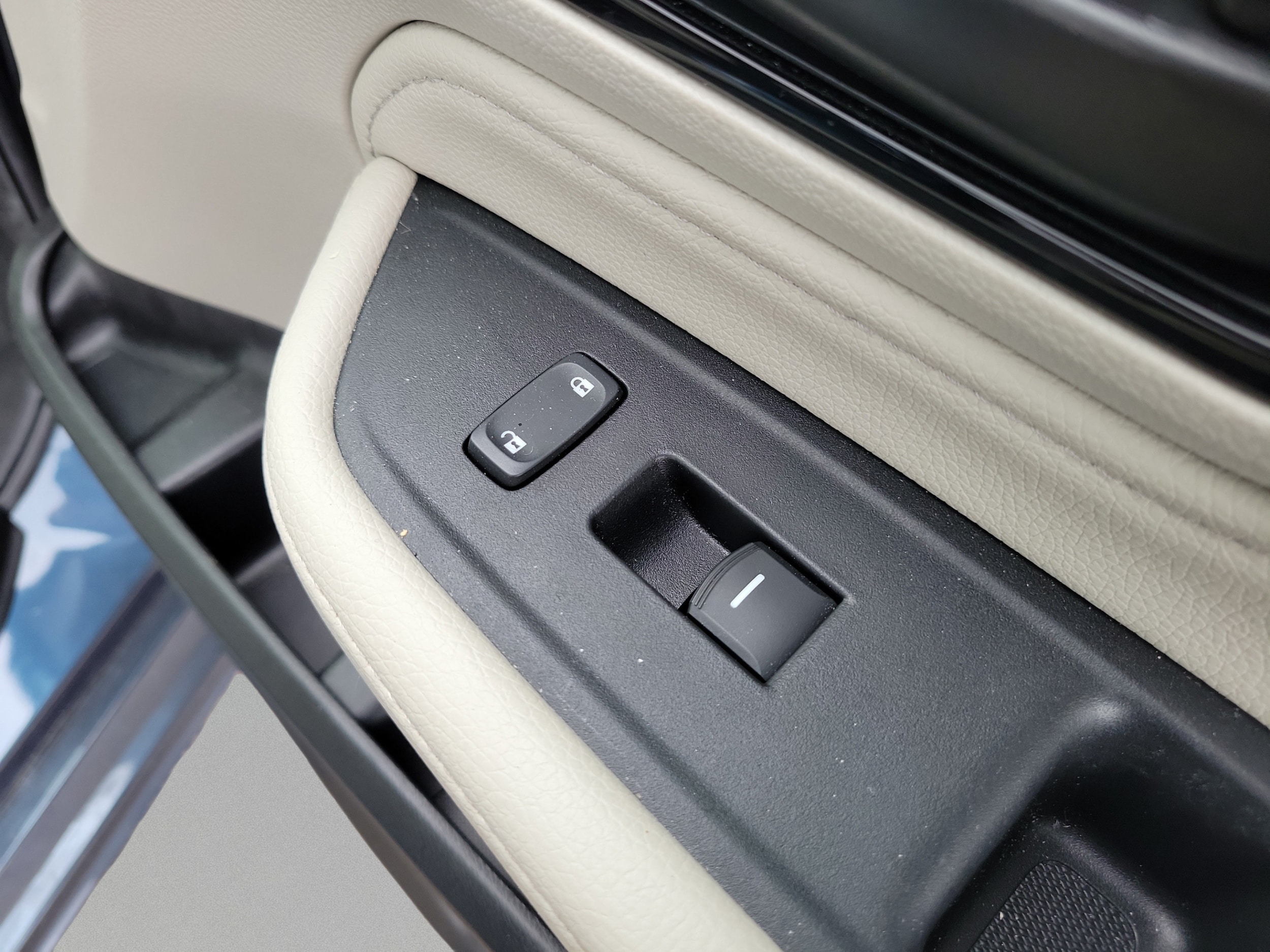 2025 Honda Odyssey Touring - Photo 23