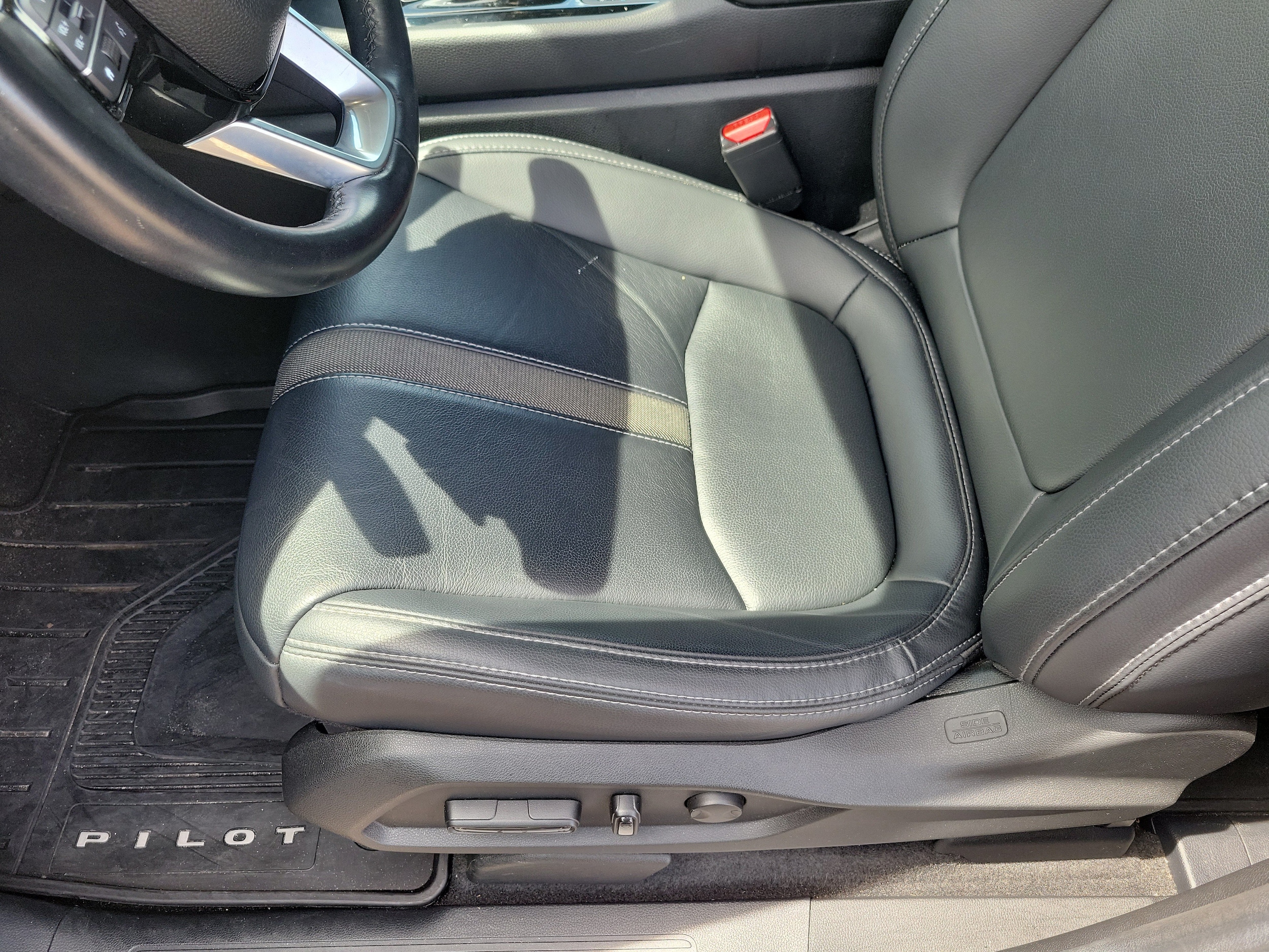 2025 Honda Pilot EX-L - Photo 25