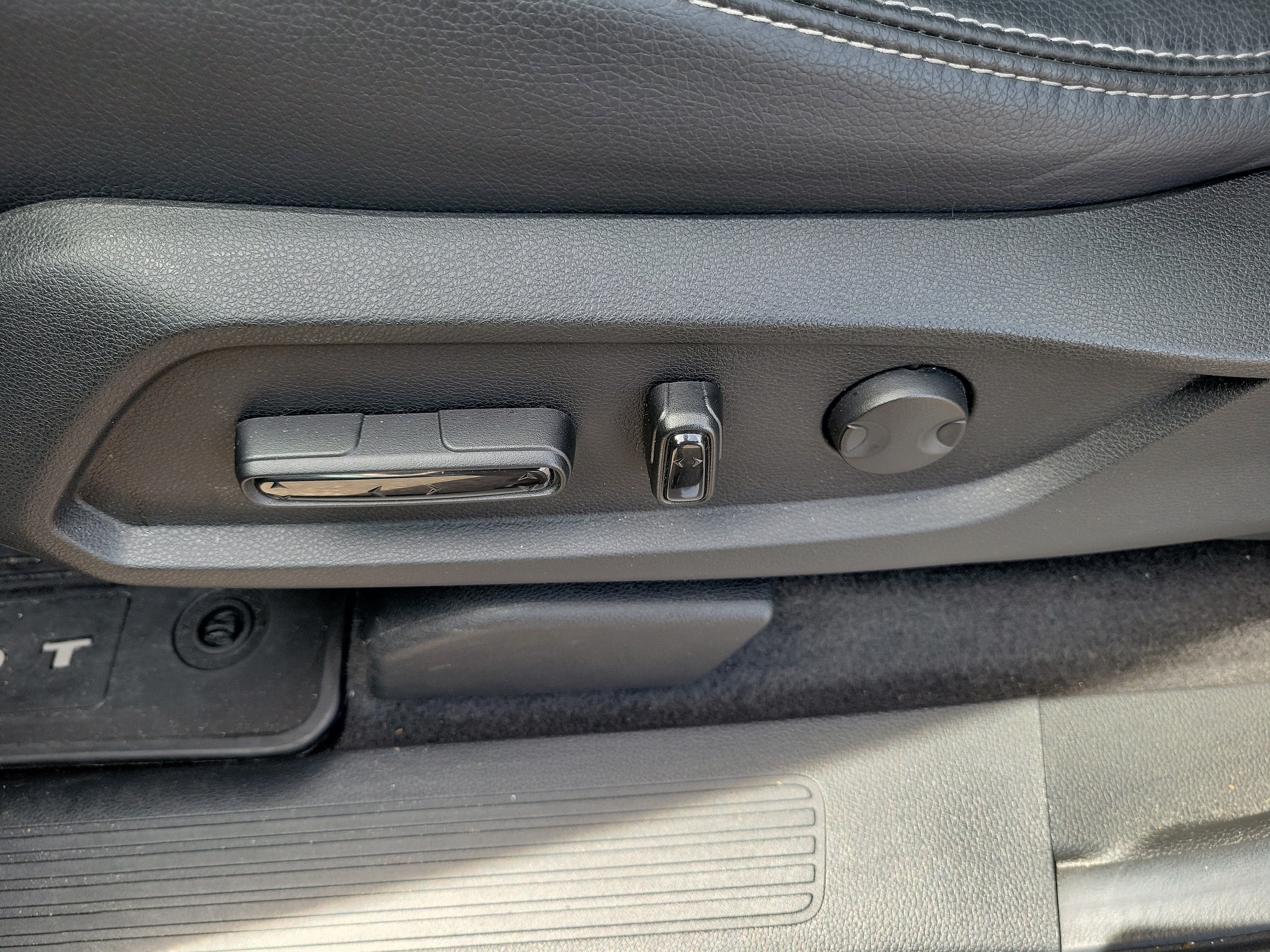 2025 Honda Pilot EX-L - Photo 26