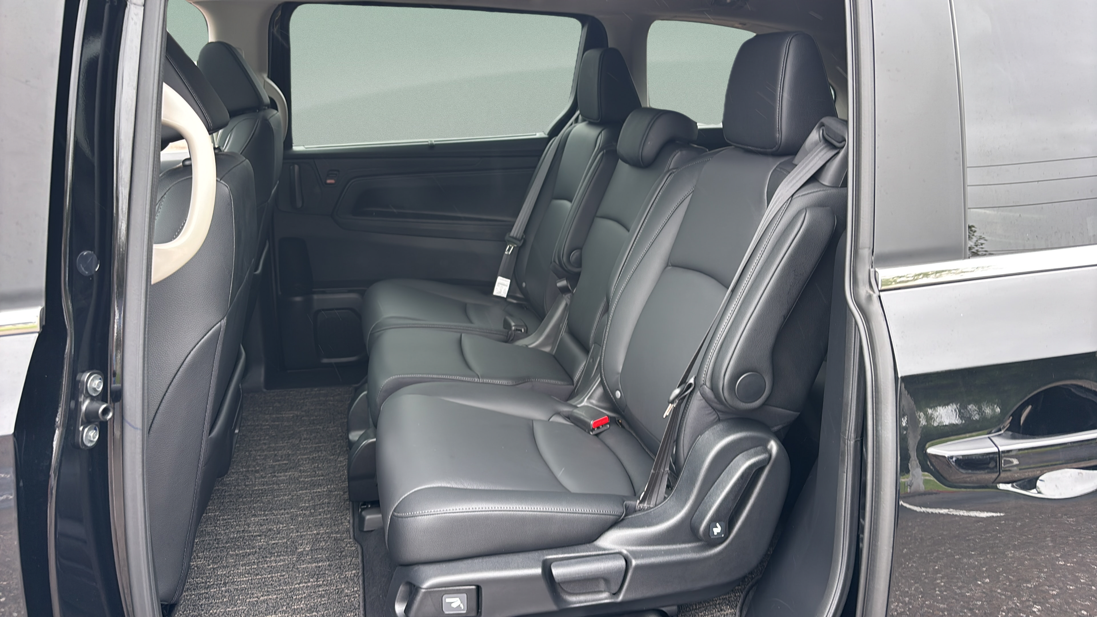 2026 Honda Odyssey EX-L - Photo 12