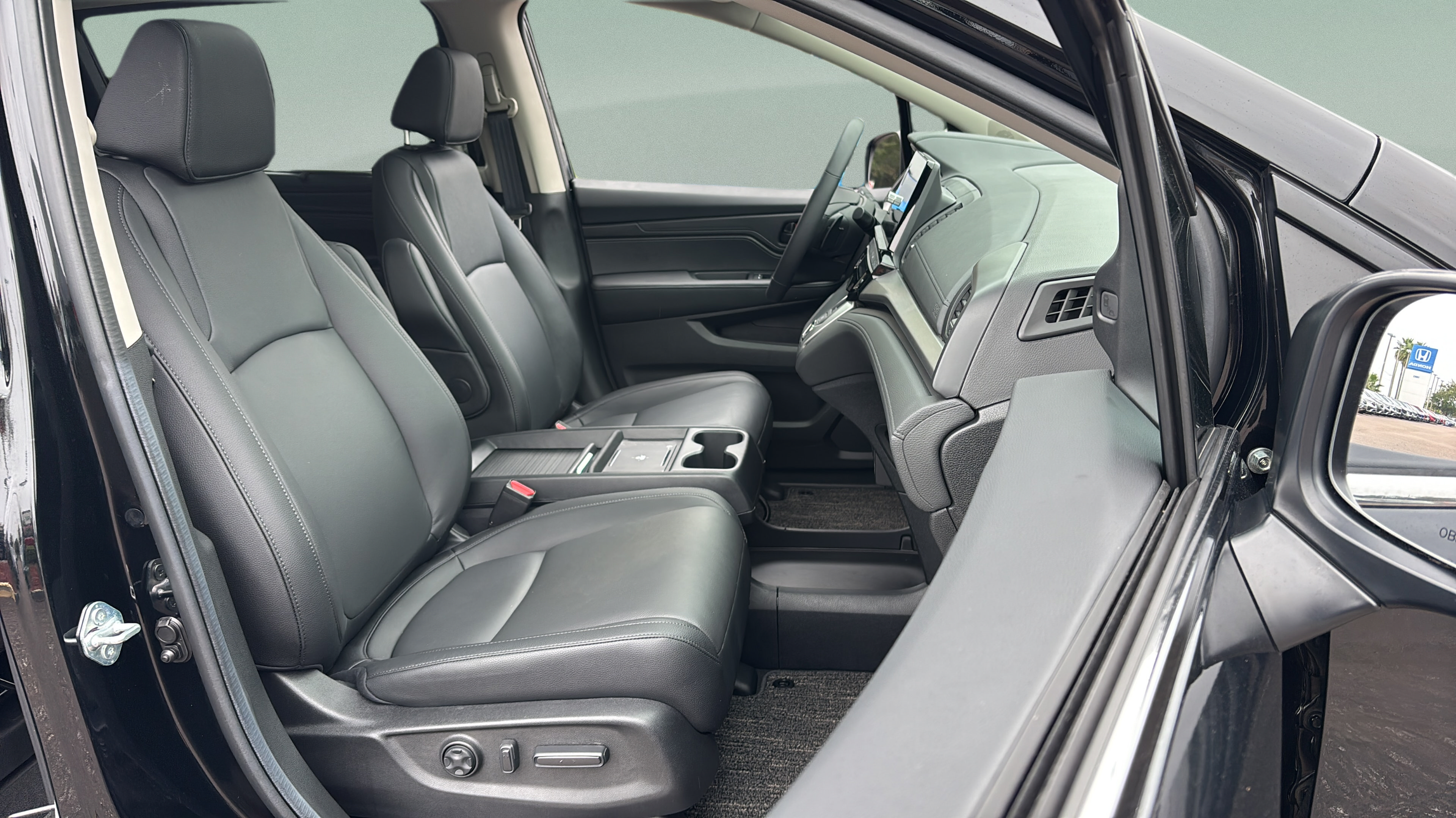 2026 Honda Odyssey EX-L - Photo 20