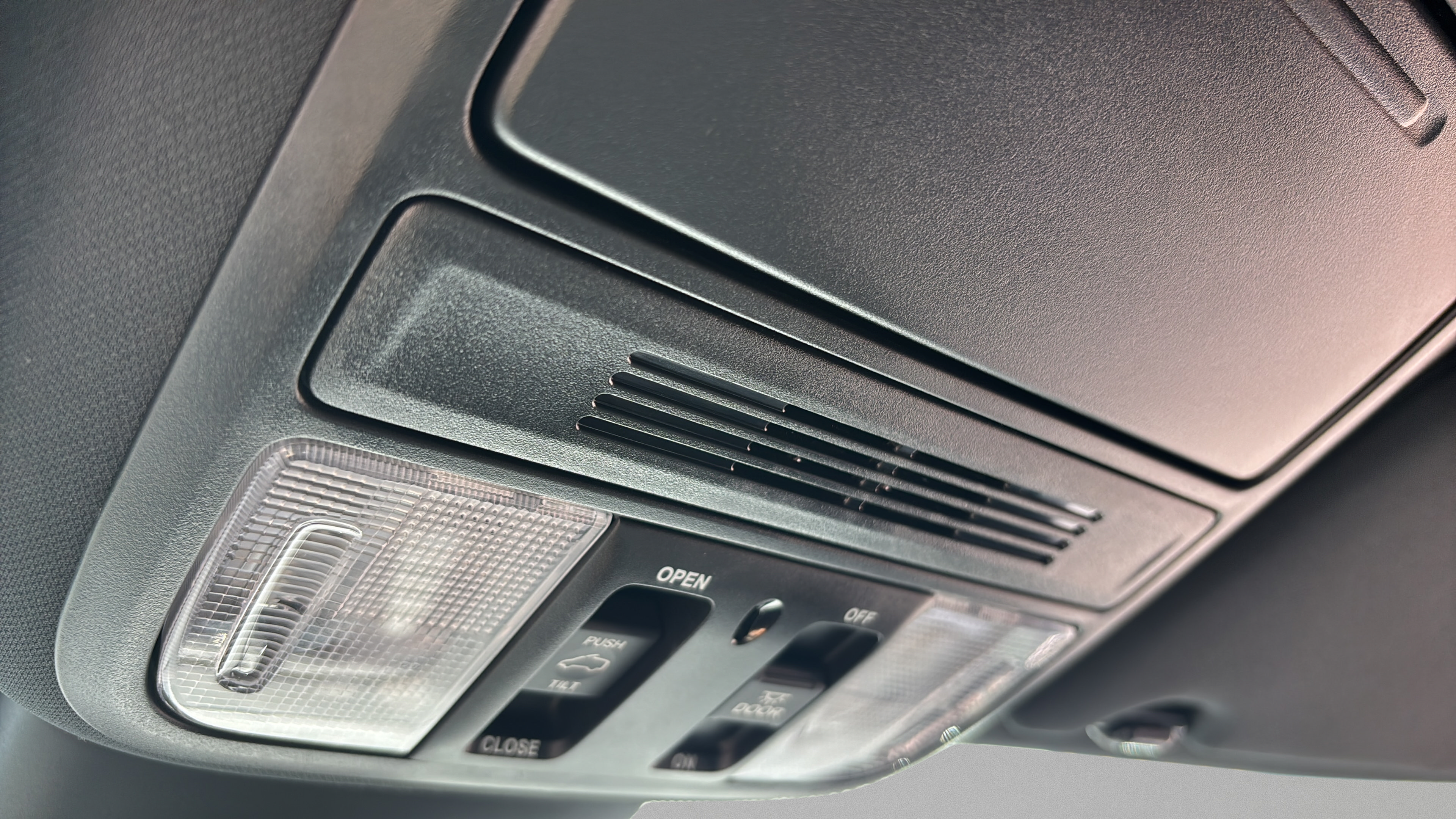 2026 Honda Odyssey Sport L - Photo 28