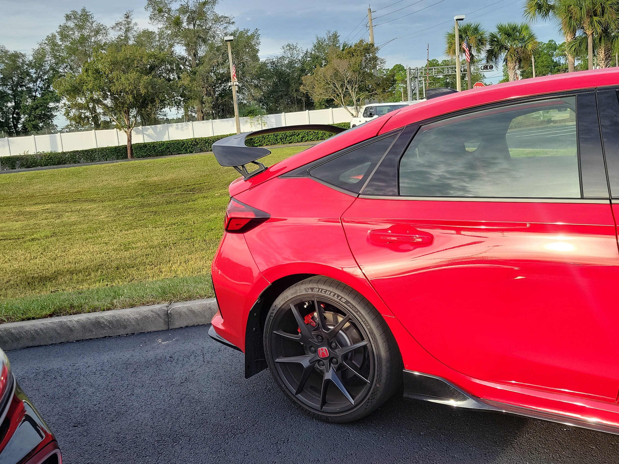 2025 Honda Civic Hatchback Type-R - Photo 11