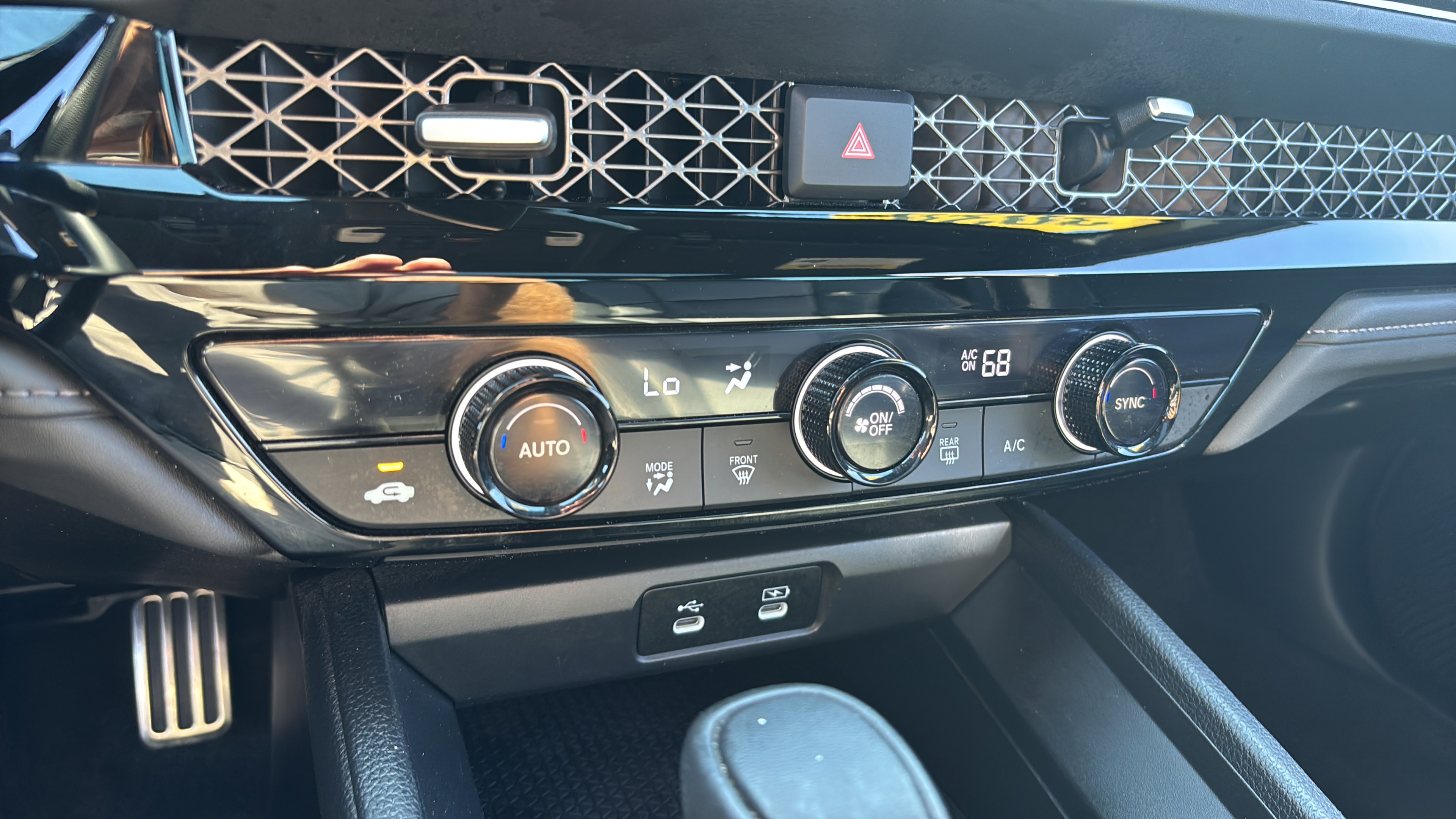 2024 Honda Accord Hybrid Sport - Photo 22