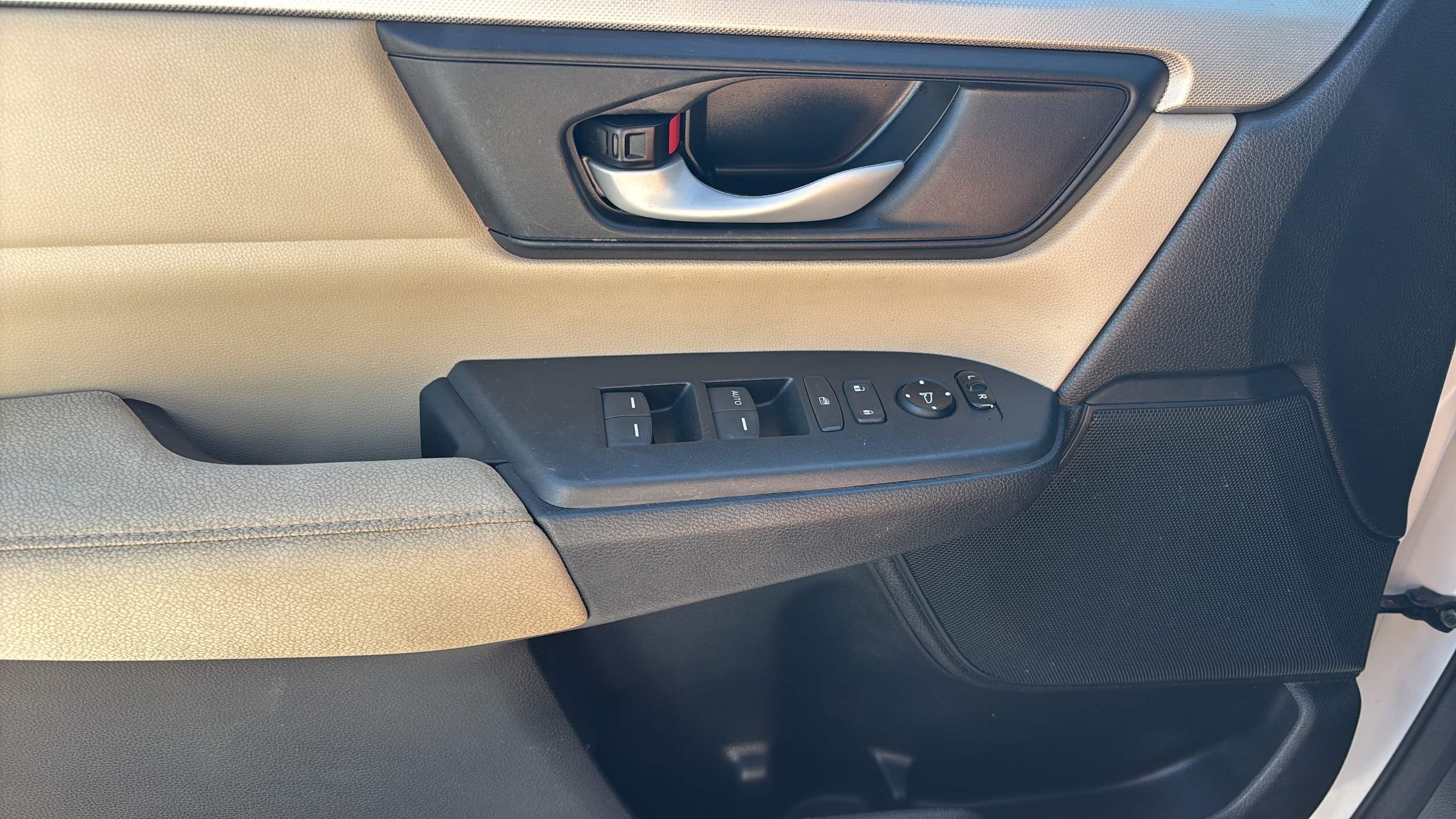 2019 Honda CR-V LX - Photo 18