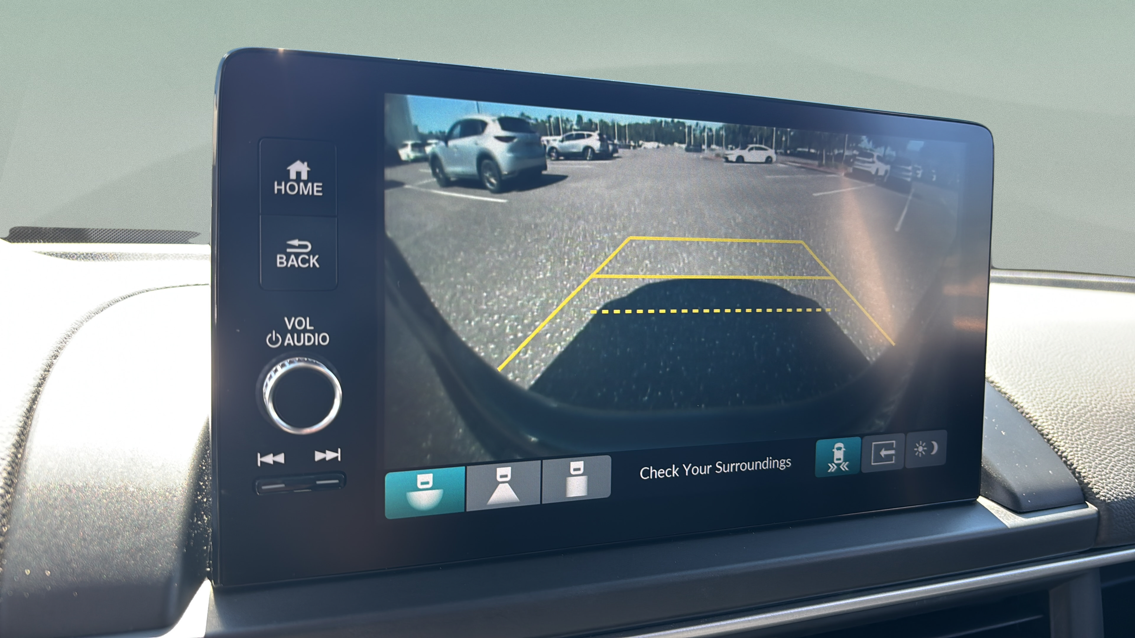 2025 Honda Pilot Touring - Photo 29