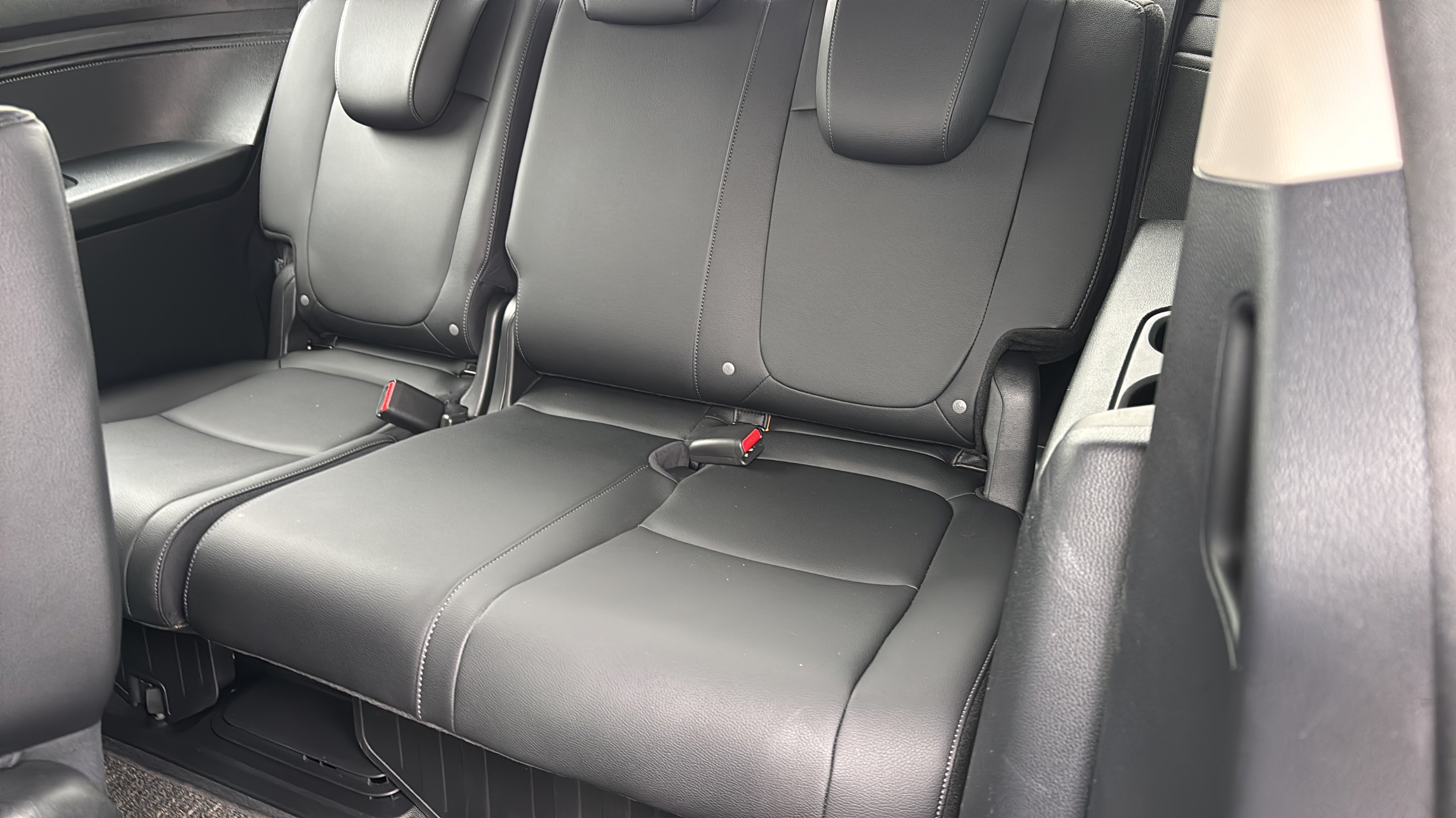 2026 Honda Odyssey EX-L - Photo 14