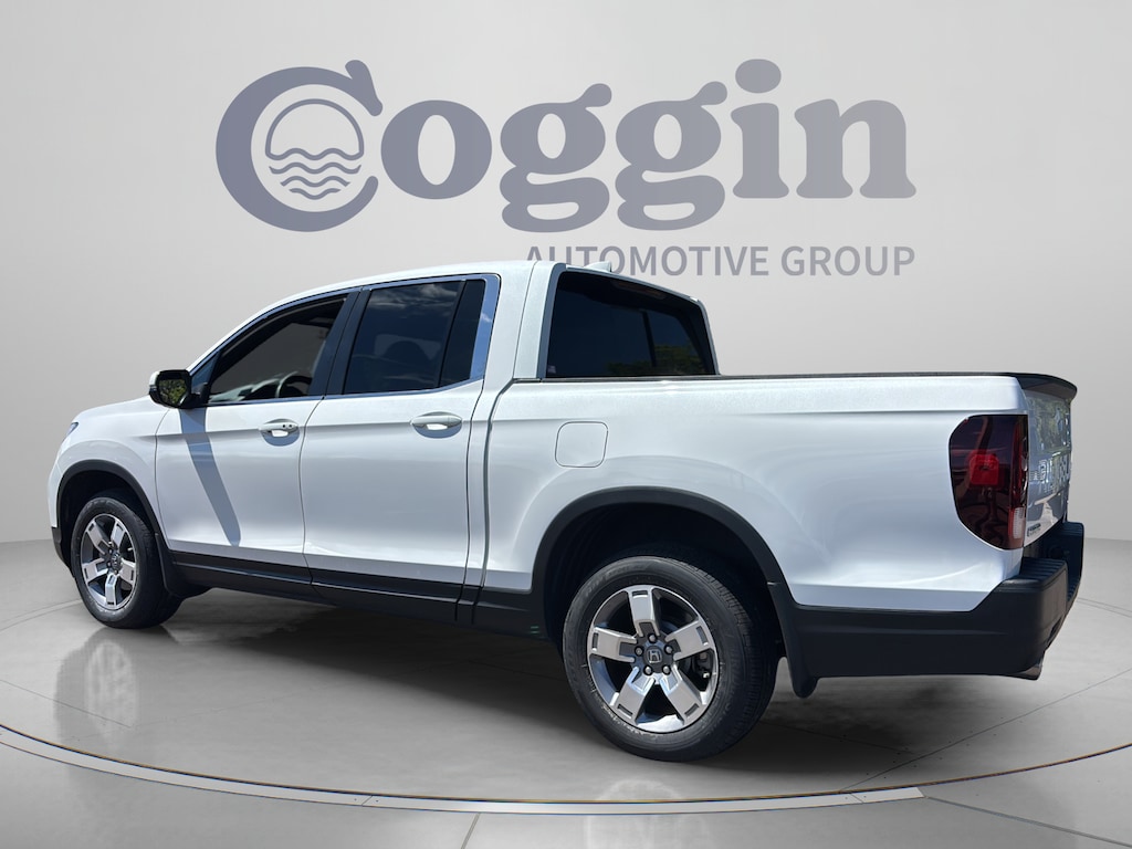 Used 2025 Honda Ridgeline RTL Truck Crew Cab
