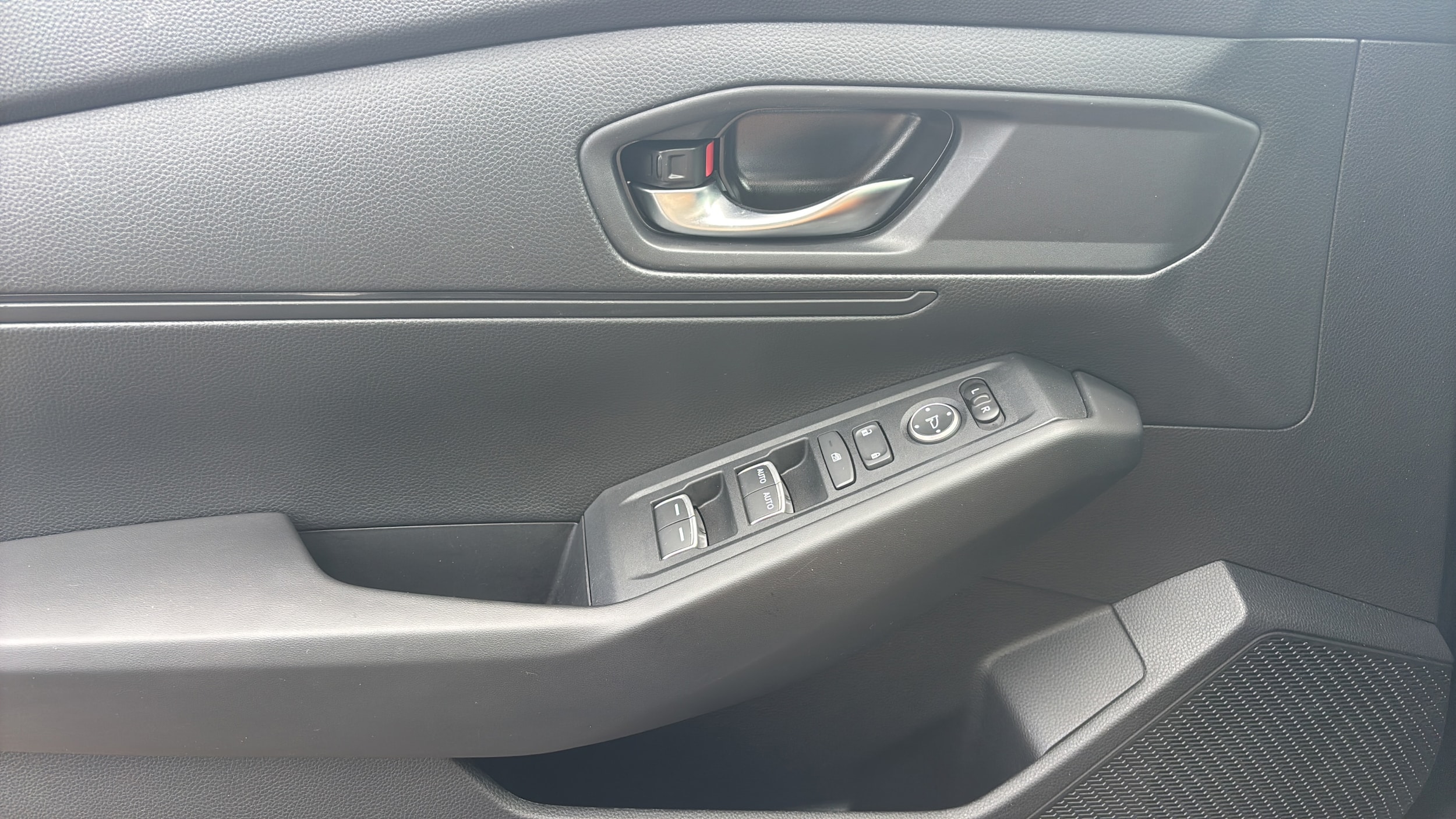 2024 Honda Accord LX - Photo 23