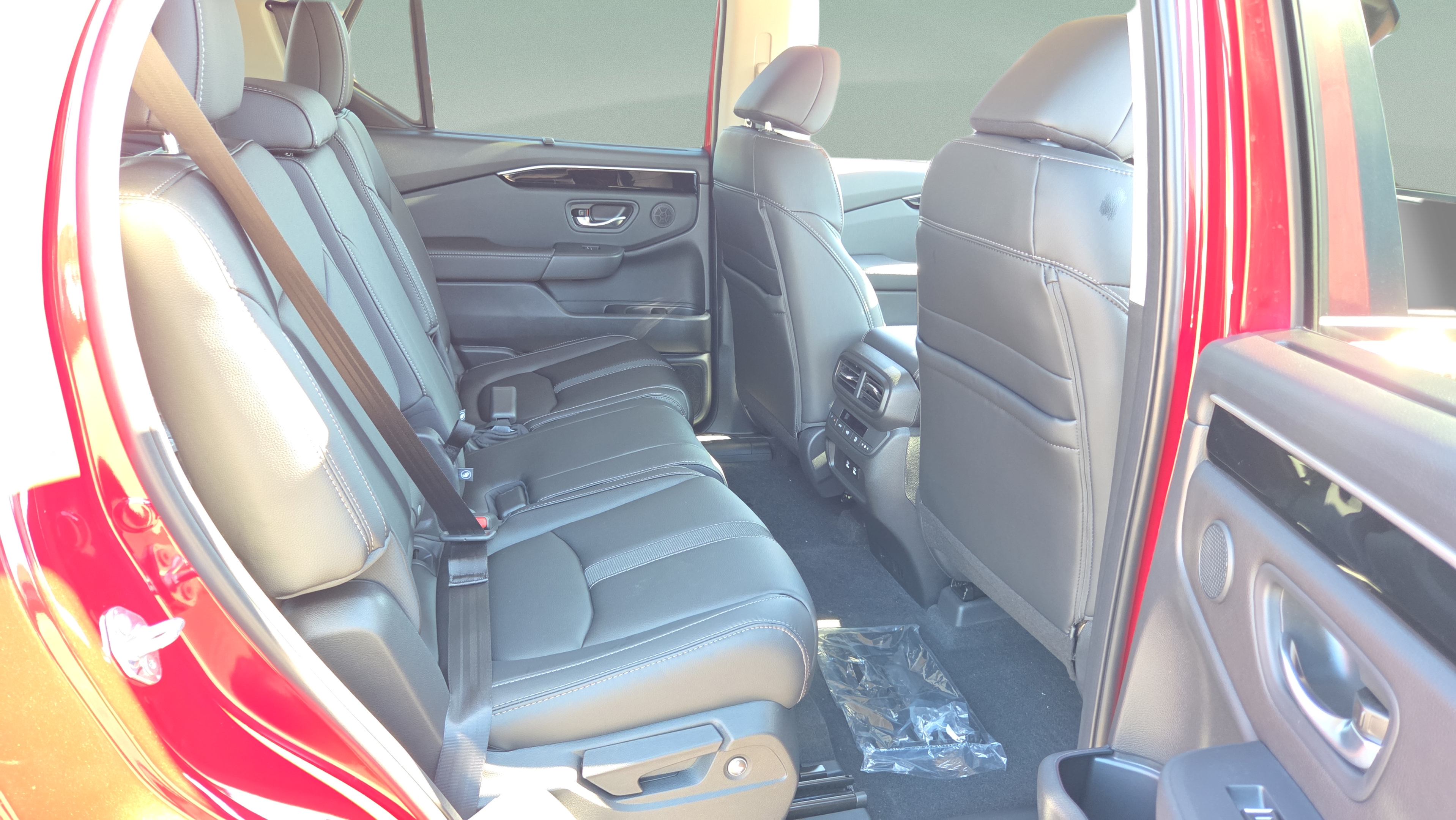 2026 Honda Pilot EX-L - Photo 12