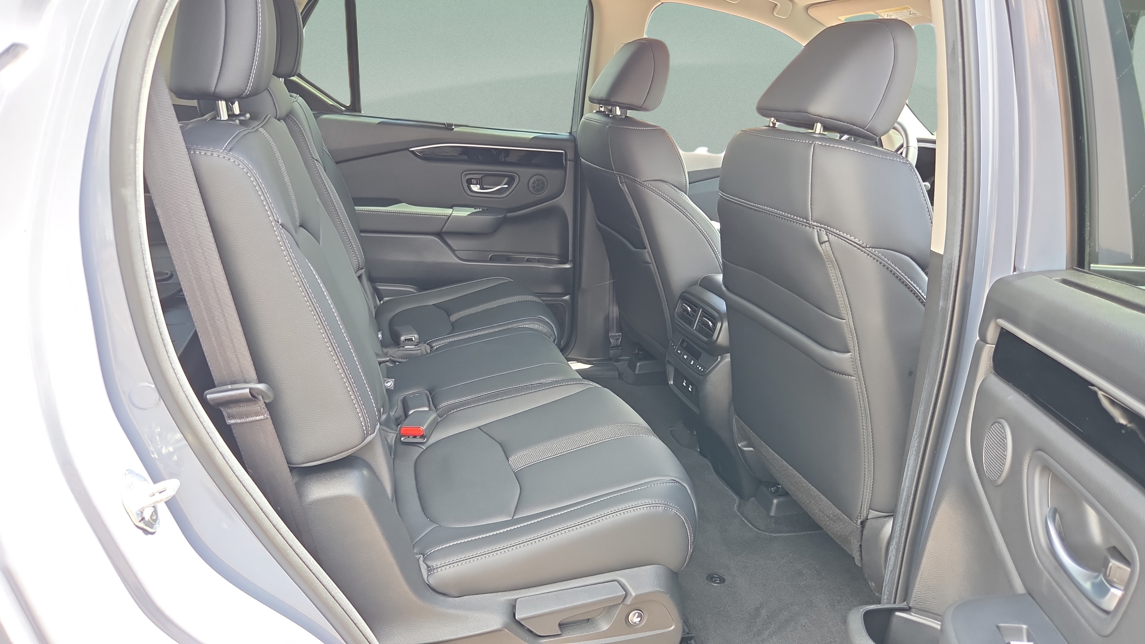2026 Honda Pilot EX-L - Photo 17