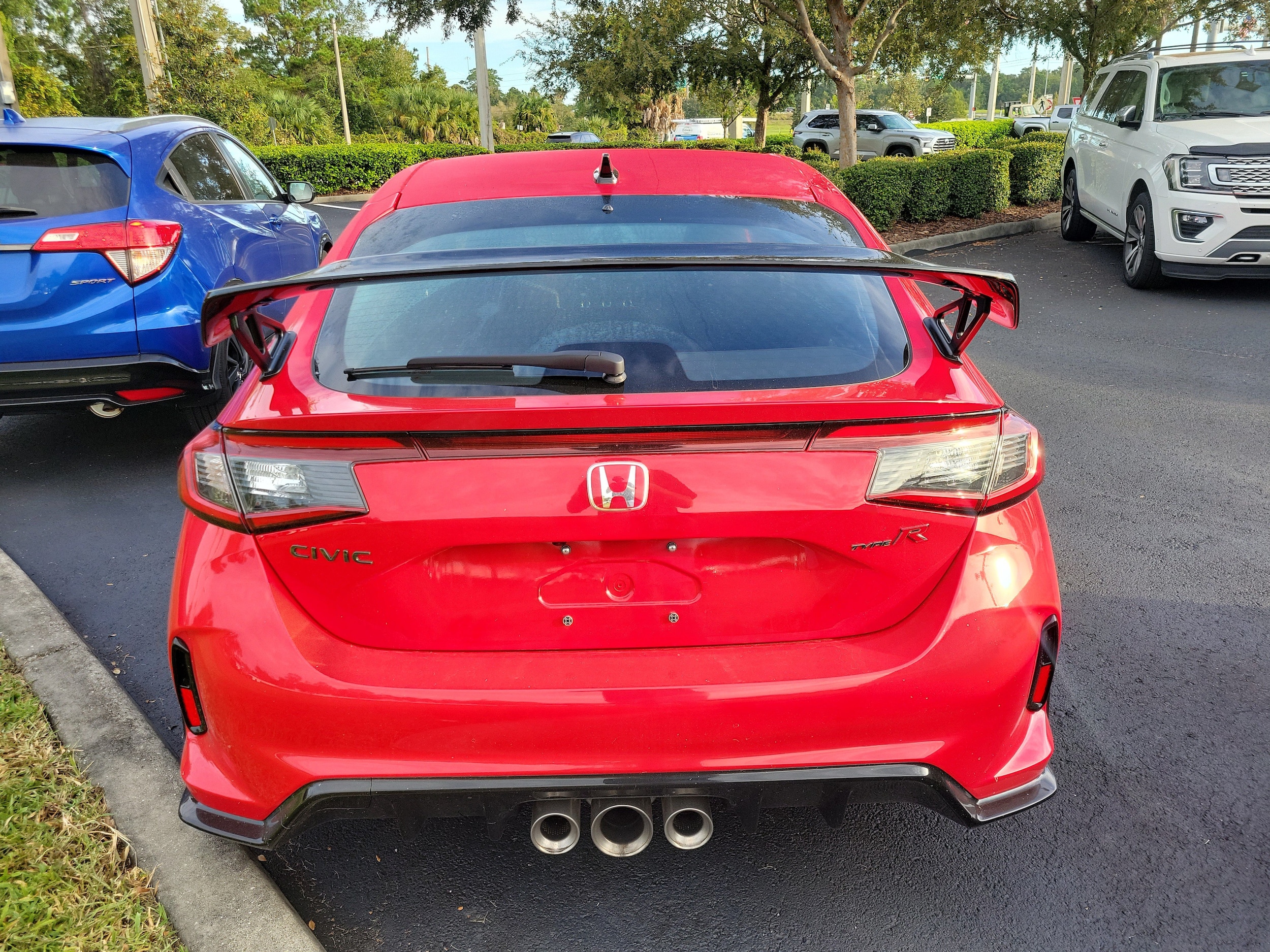 2025 Honda Civic Hatchback Type-R - Photo 18