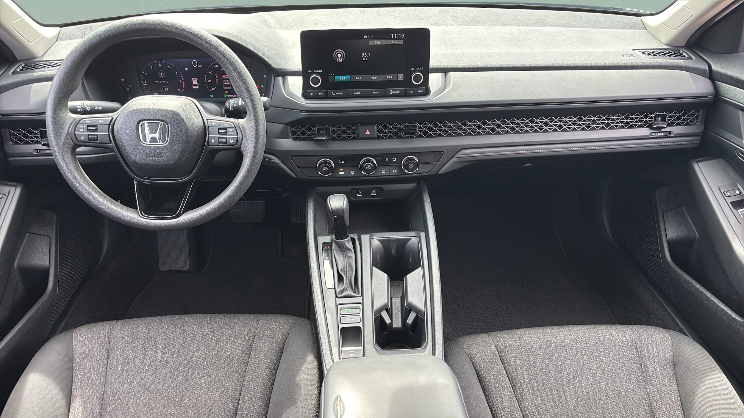 2024 Honda Accord LX - Photo 15