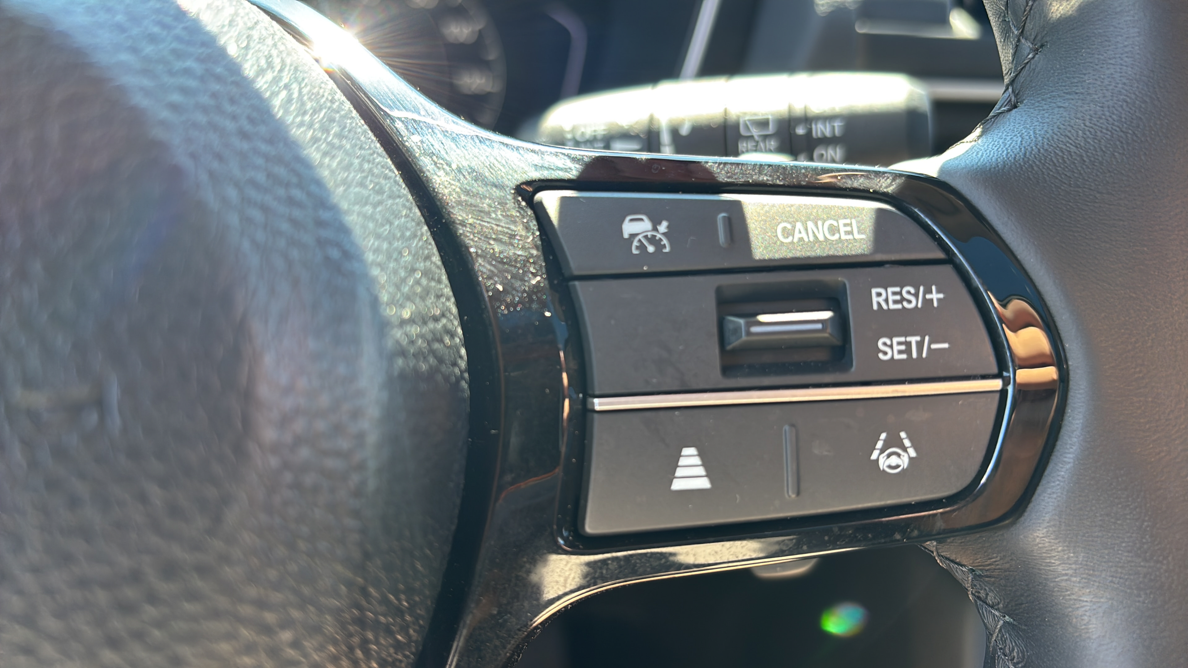 2025 Honda Pilot Touring - Photo 32