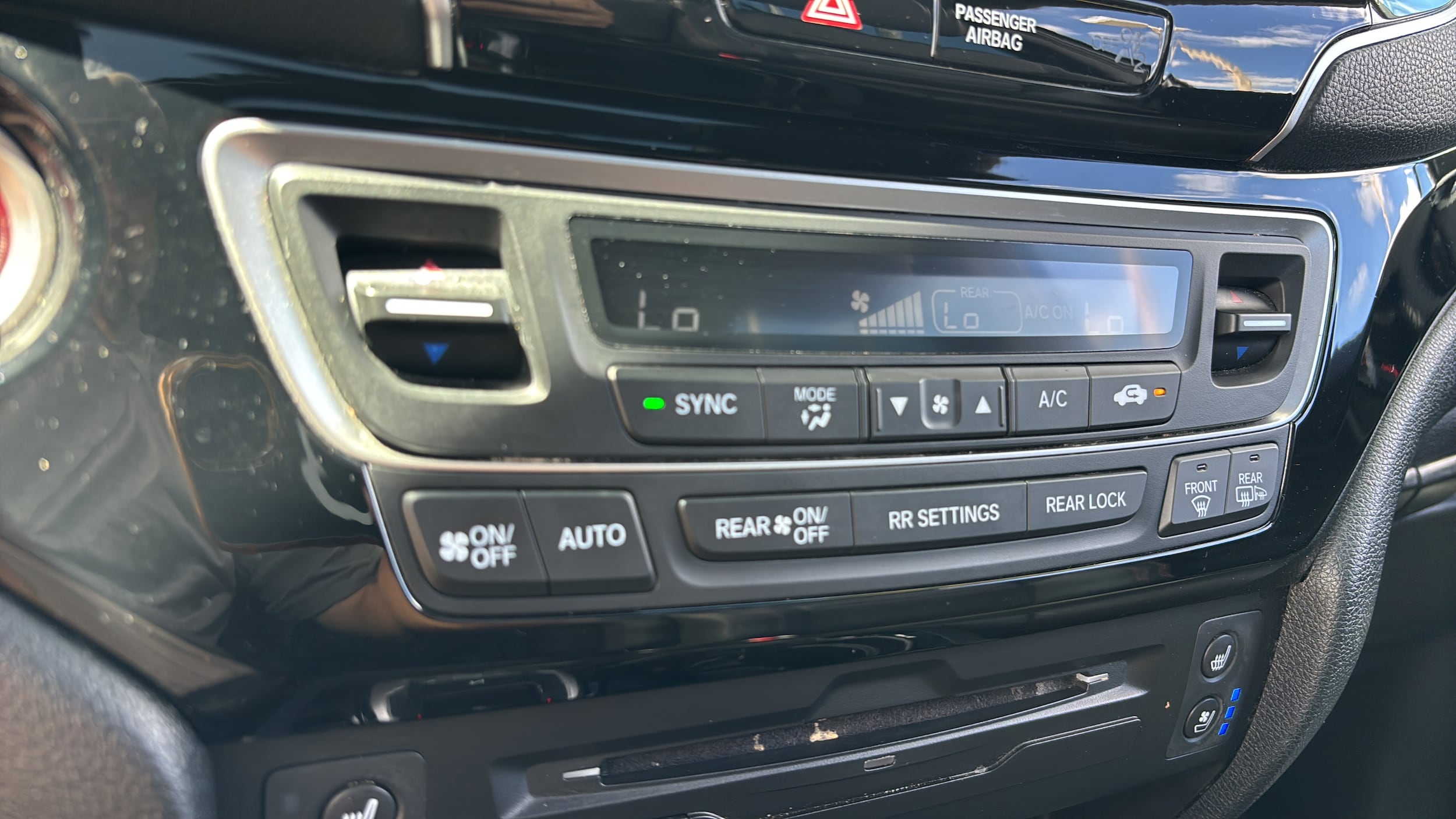 2021 Honda Pilot Black Edition - Photo 32