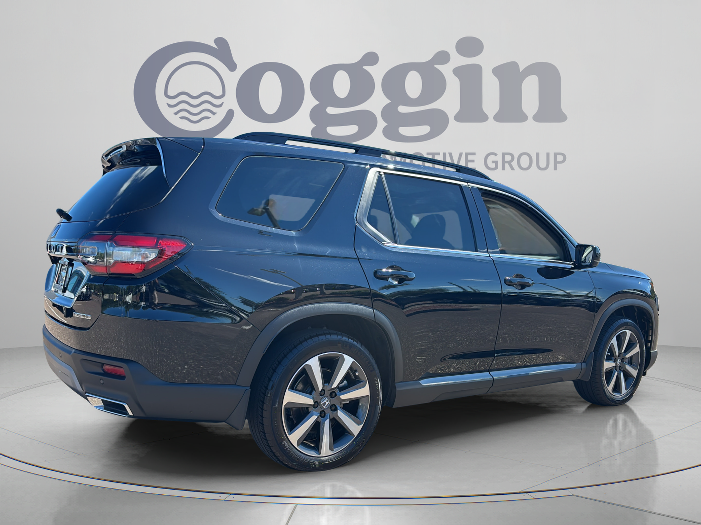 2025 Honda Pilot Touring - Photo 6