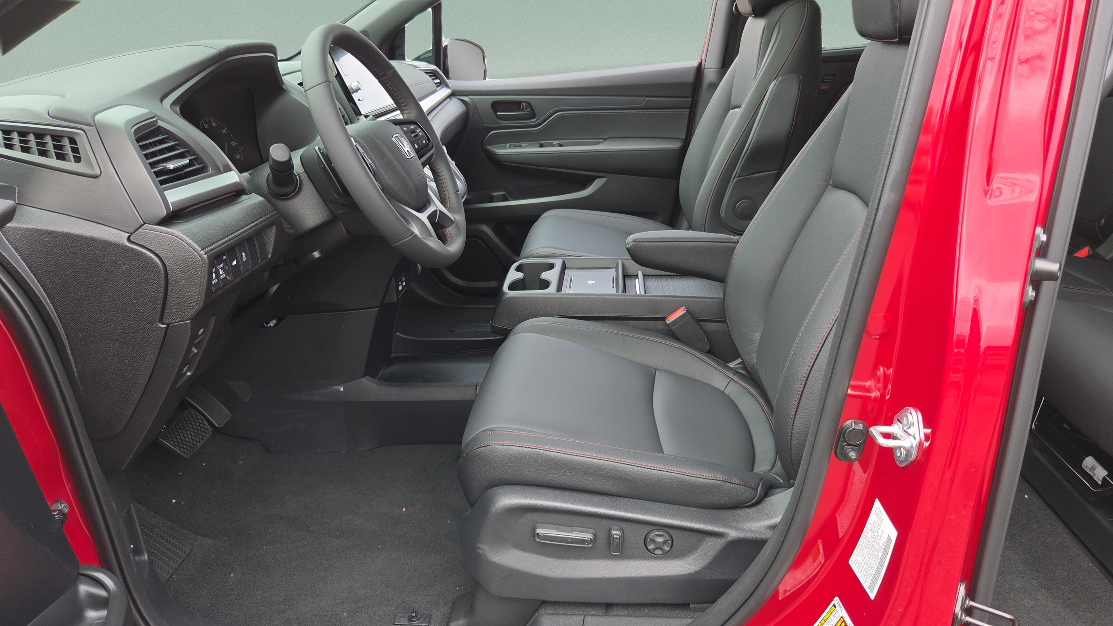 2026 Honda Odyssey Sport L - Photo 11