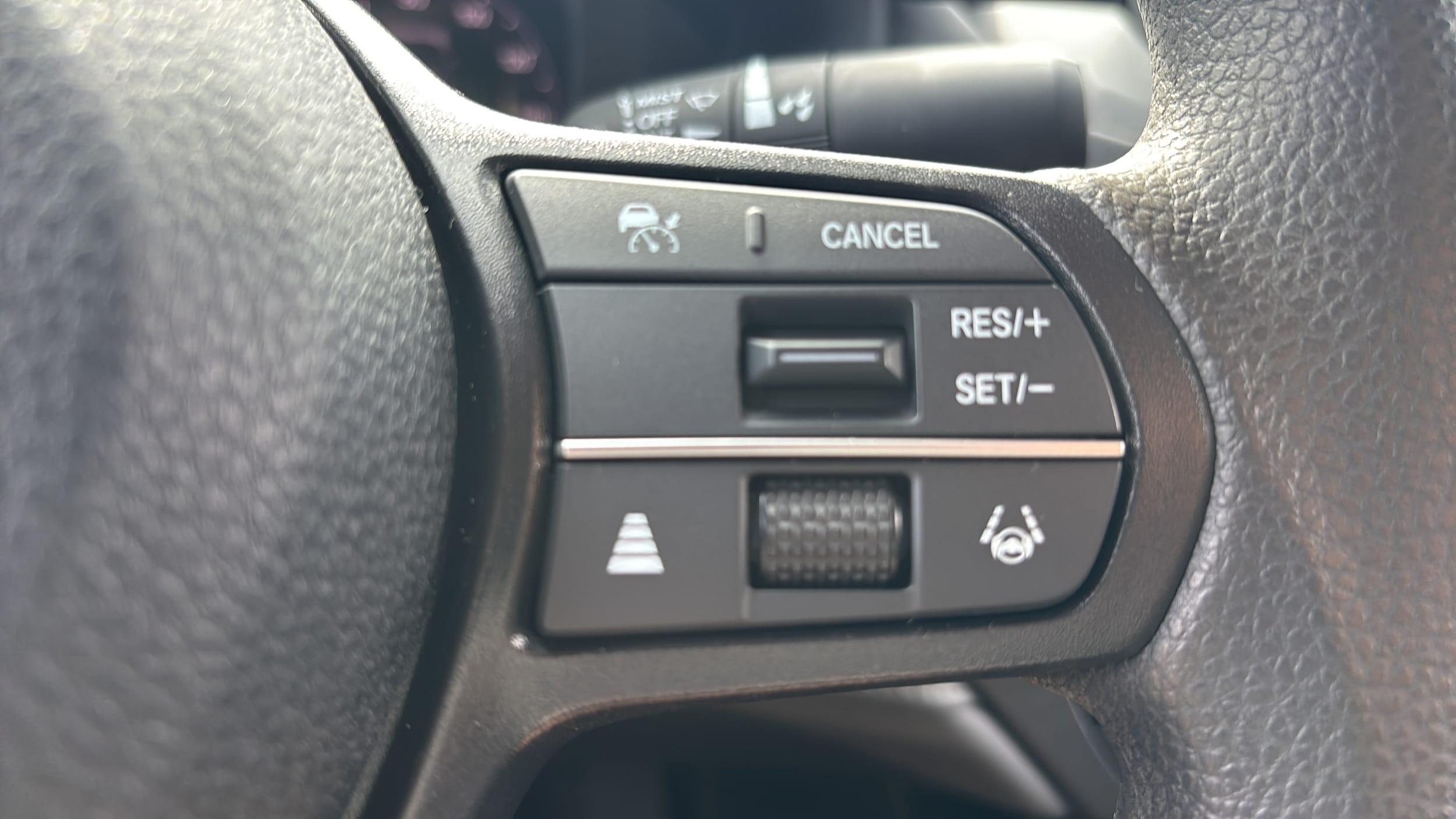 2024 Honda Accord LX - Photo 32