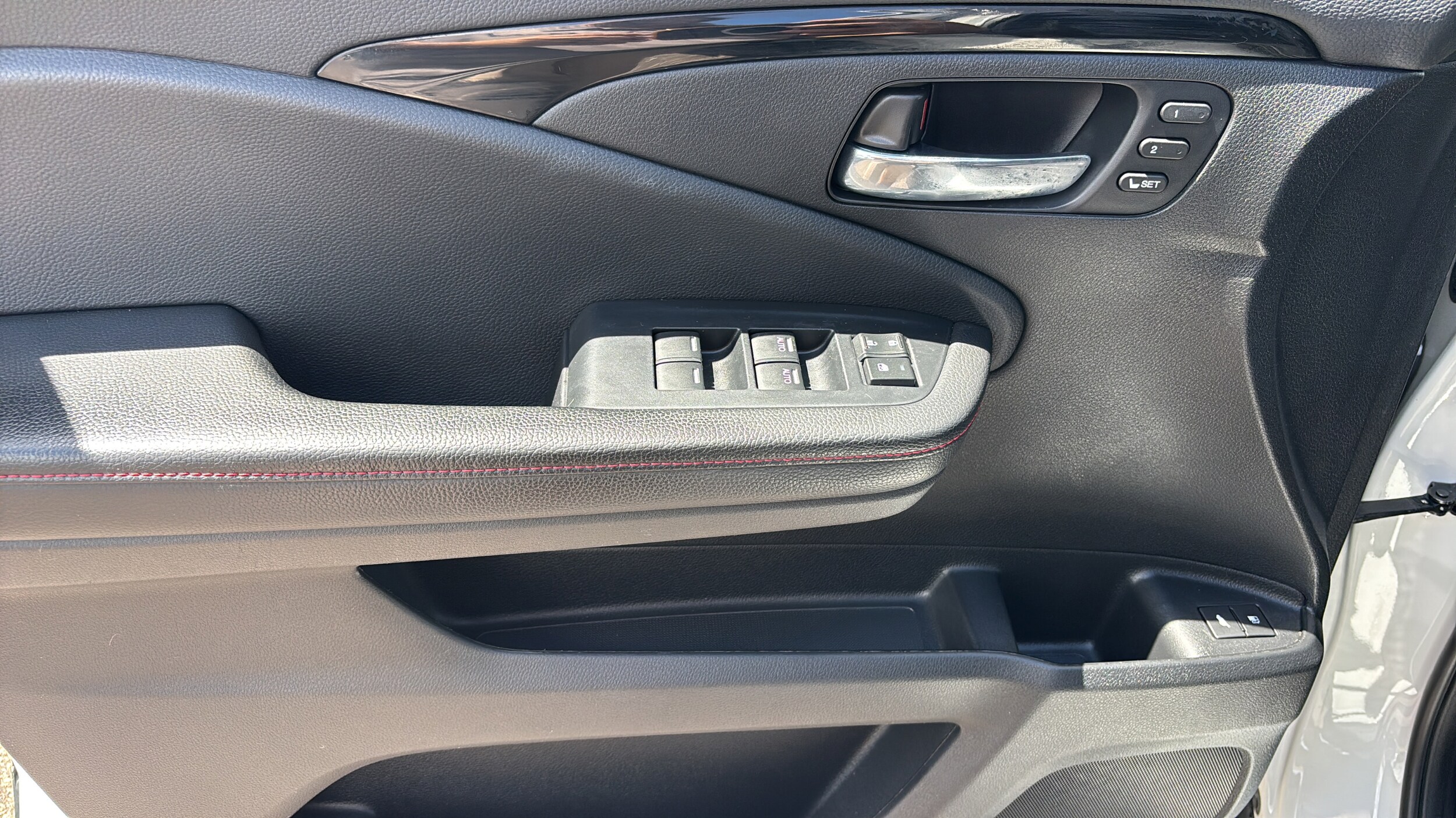 2021 Honda Pilot Black Edition - Photo 28