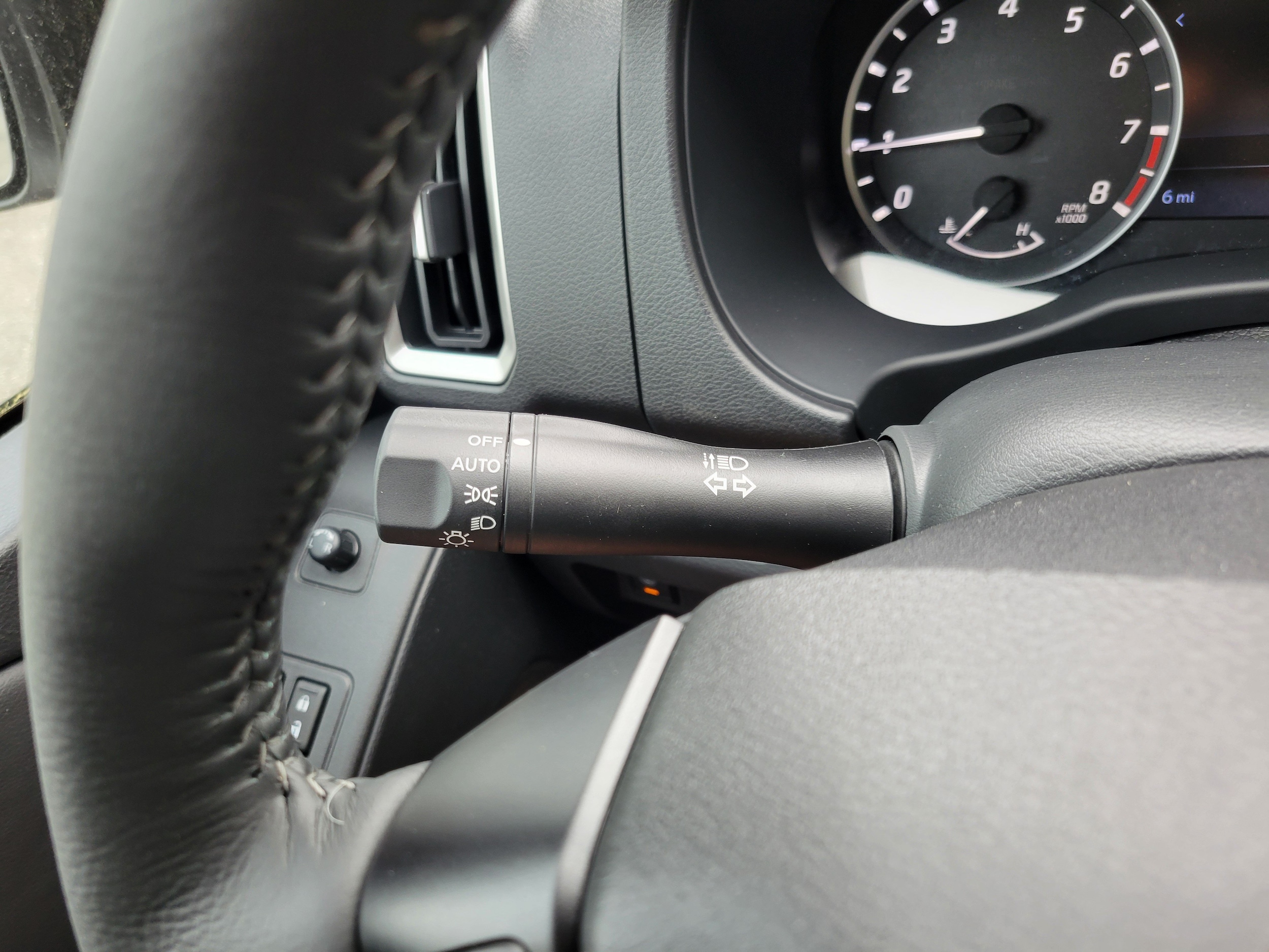 2026 Nissan Frontier SV - Photo 17