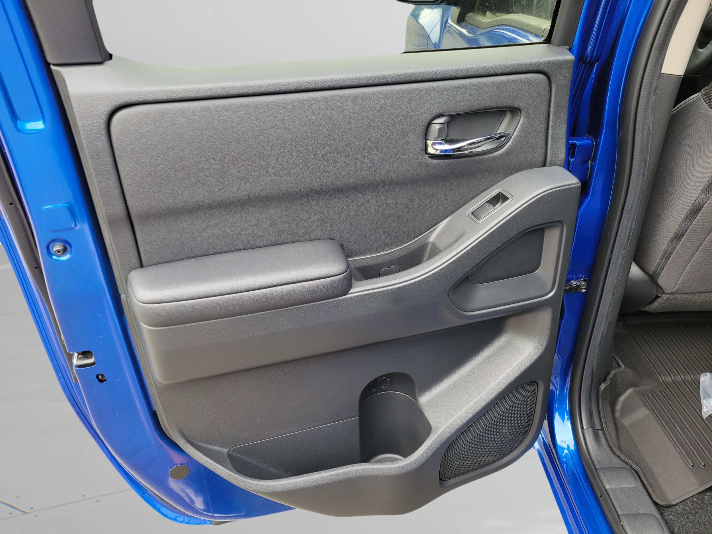 2026 Nissan Frontier SV - Photo 30