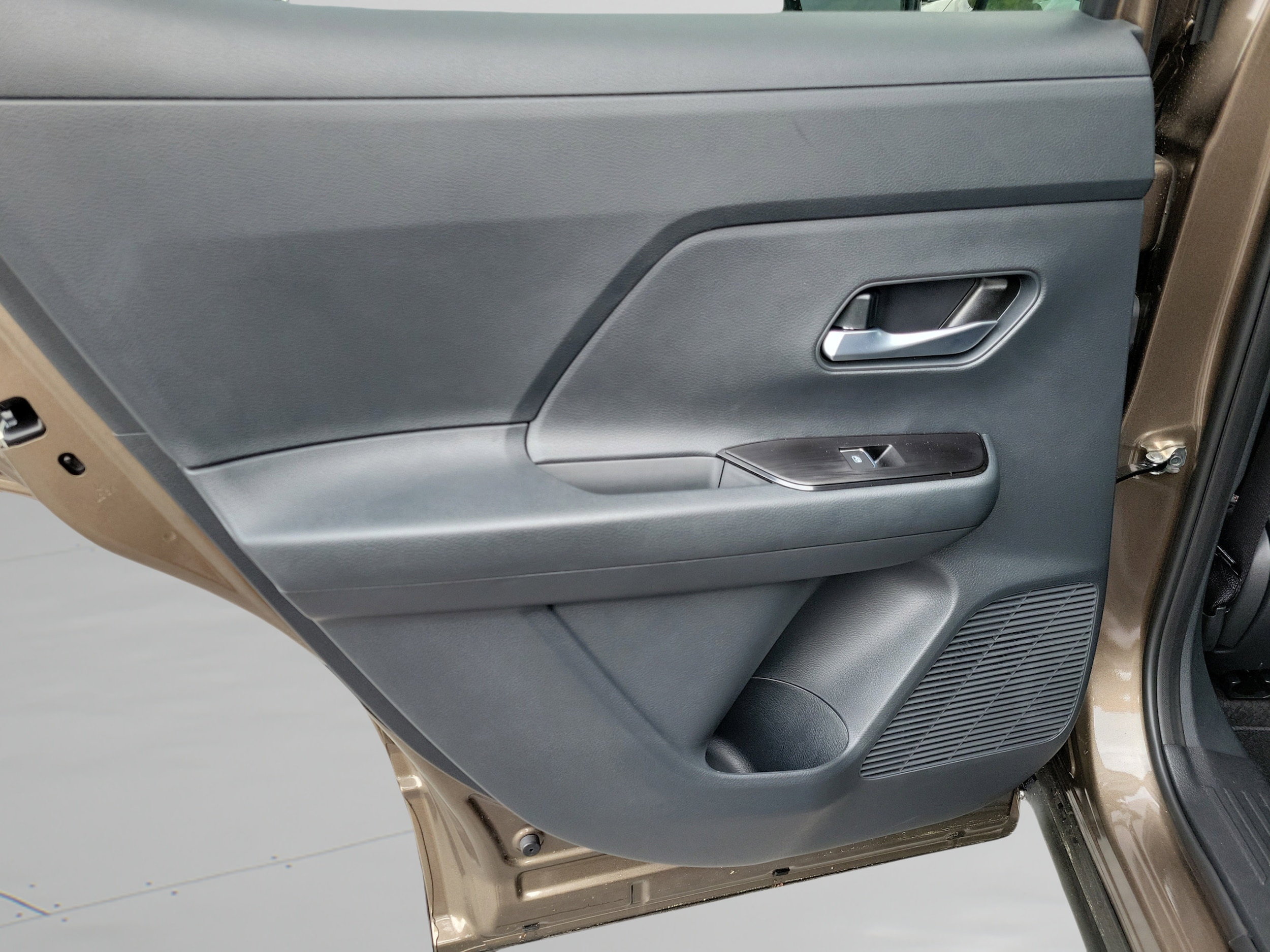 2026 Nissan KICKS SR - Photo 32