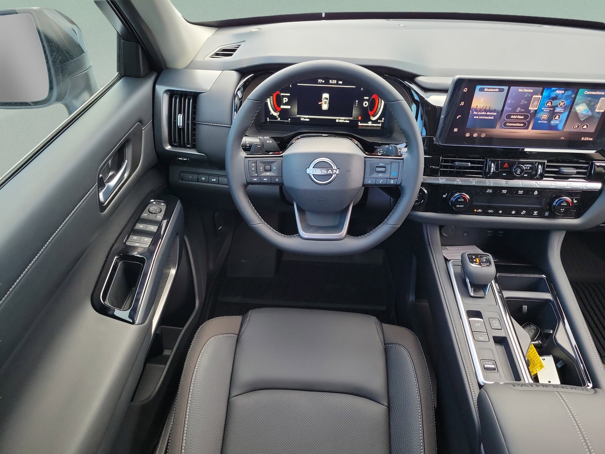 2026 Nissan Pathfinder SL - Photo 15
