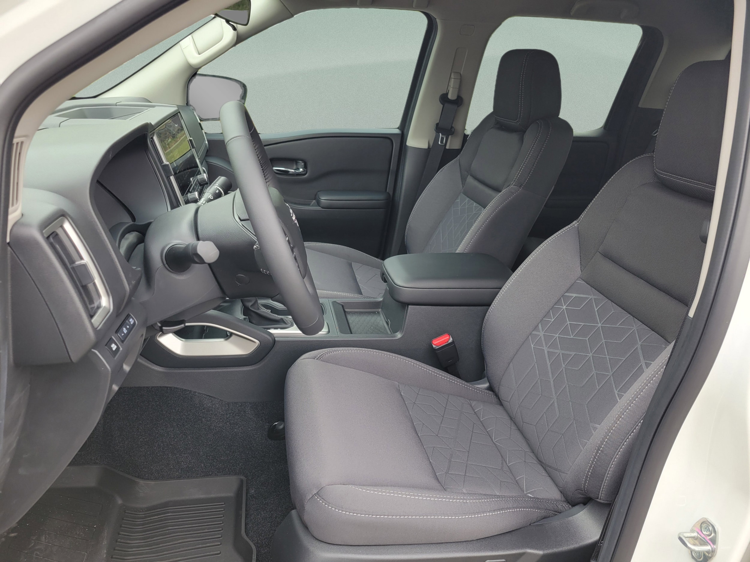 2026 Nissan Frontier SV - Photo 23