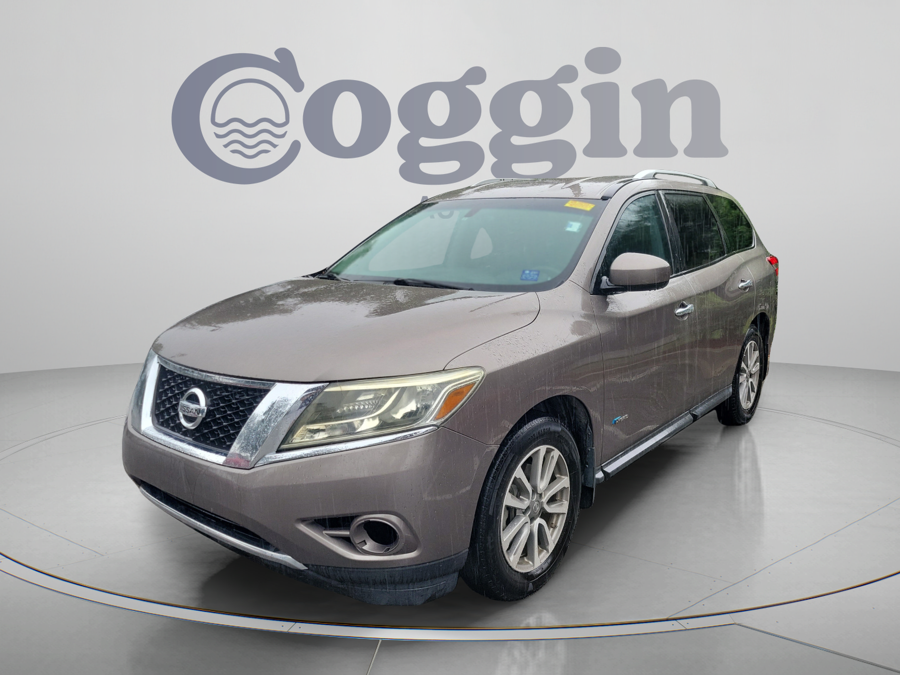 Used 2014 Nissan Pathfinder Hybrid SV SUV