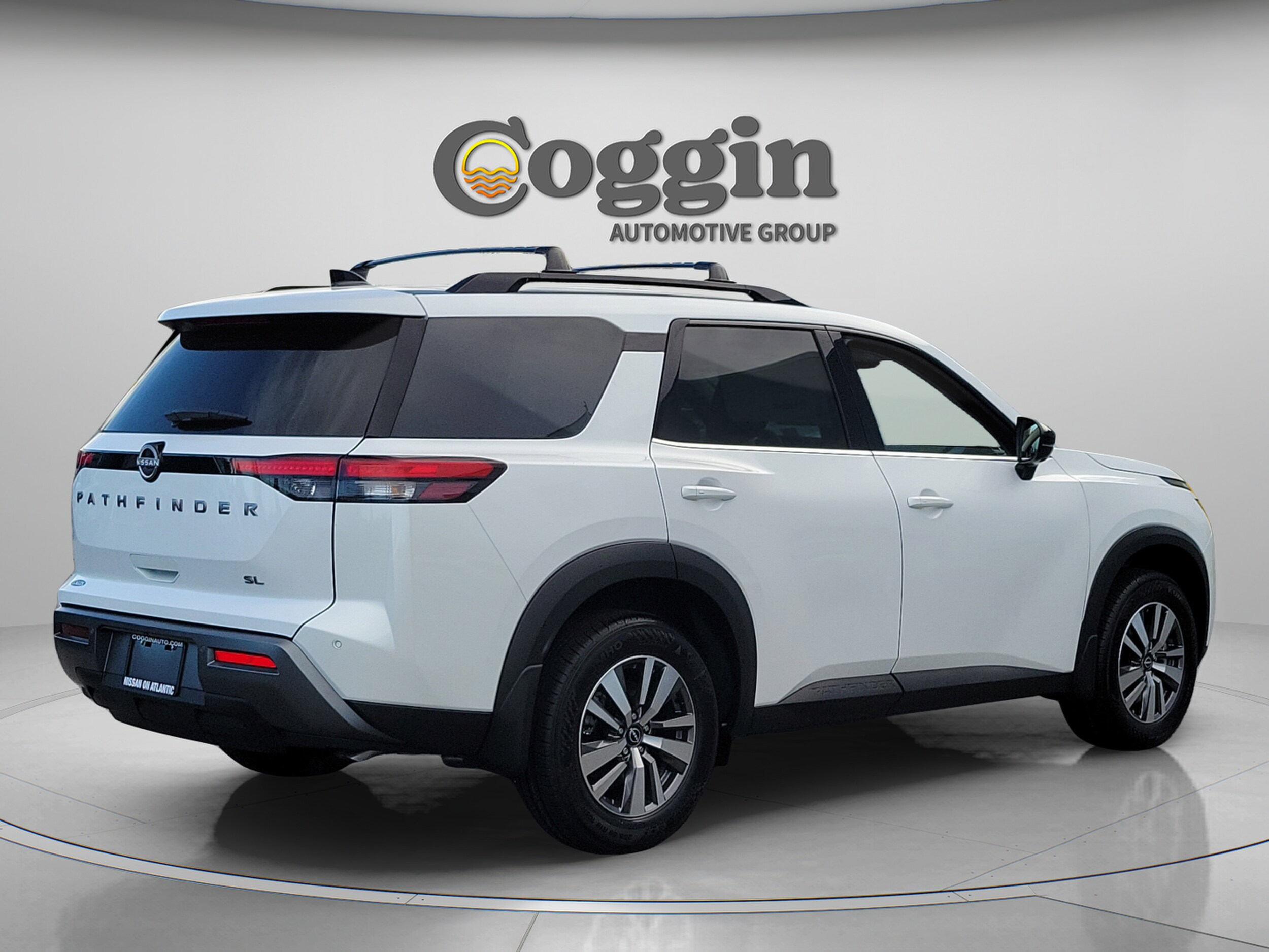 2026 Nissan Pathfinder SL - Photo 6