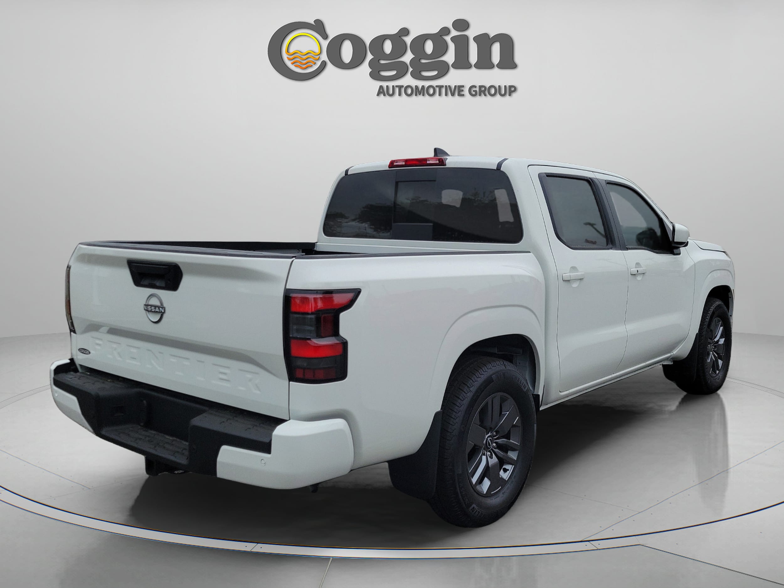 2026 Nissan Frontier SV - Photo 6