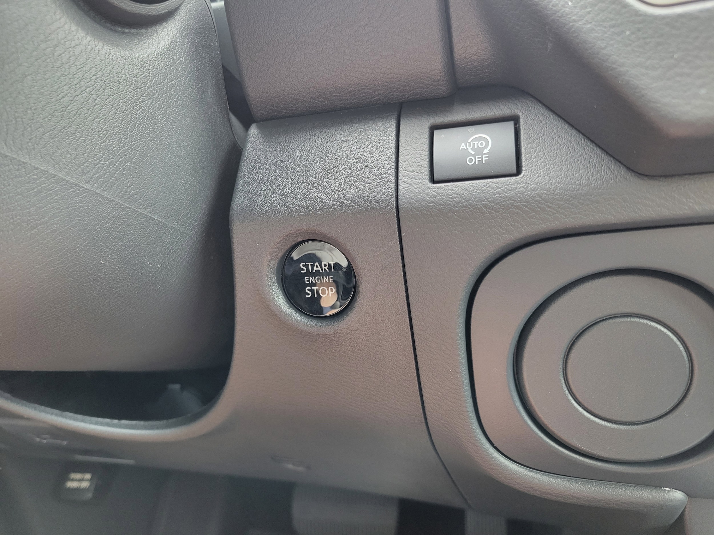 2026 Nissan Frontier SV - Photo 12