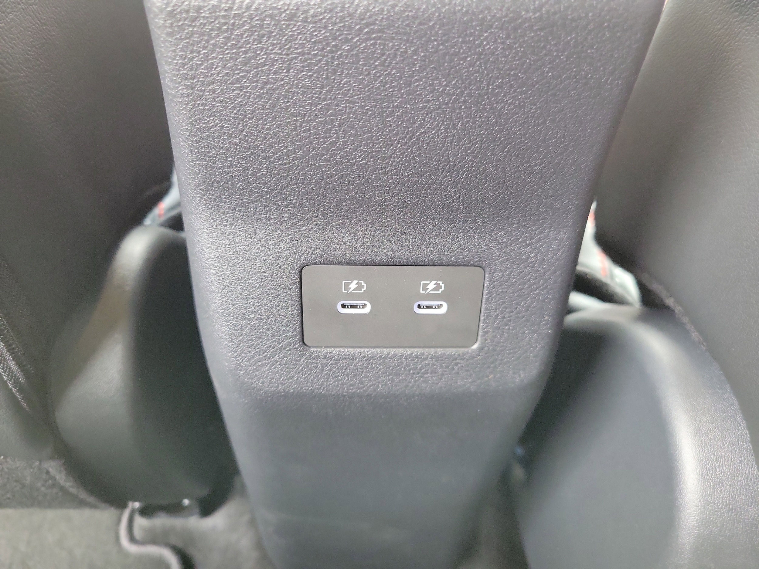 2026 Nissan KICKS SR - Photo 29