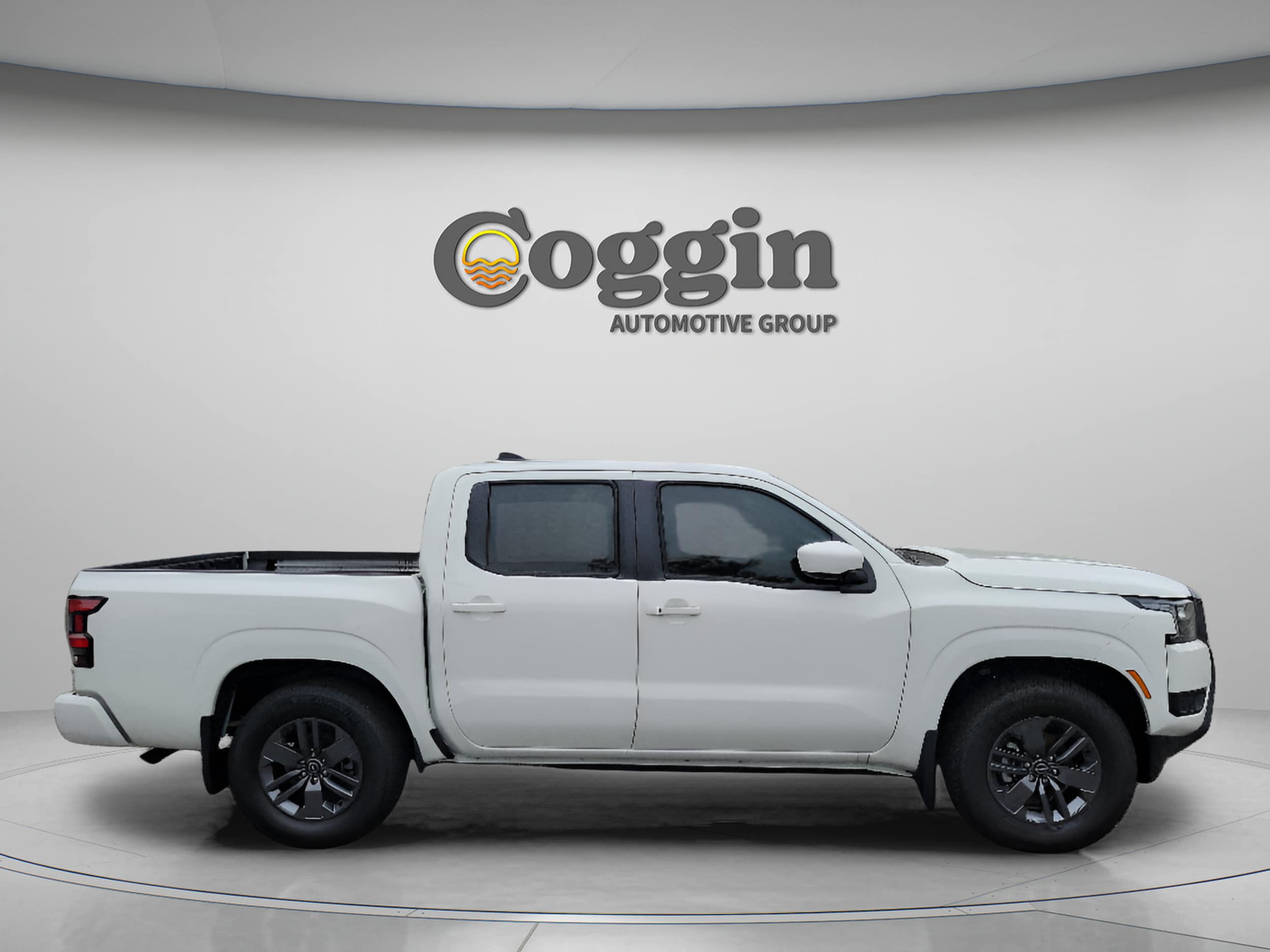2026 Nissan Frontier SV - Photo 7
