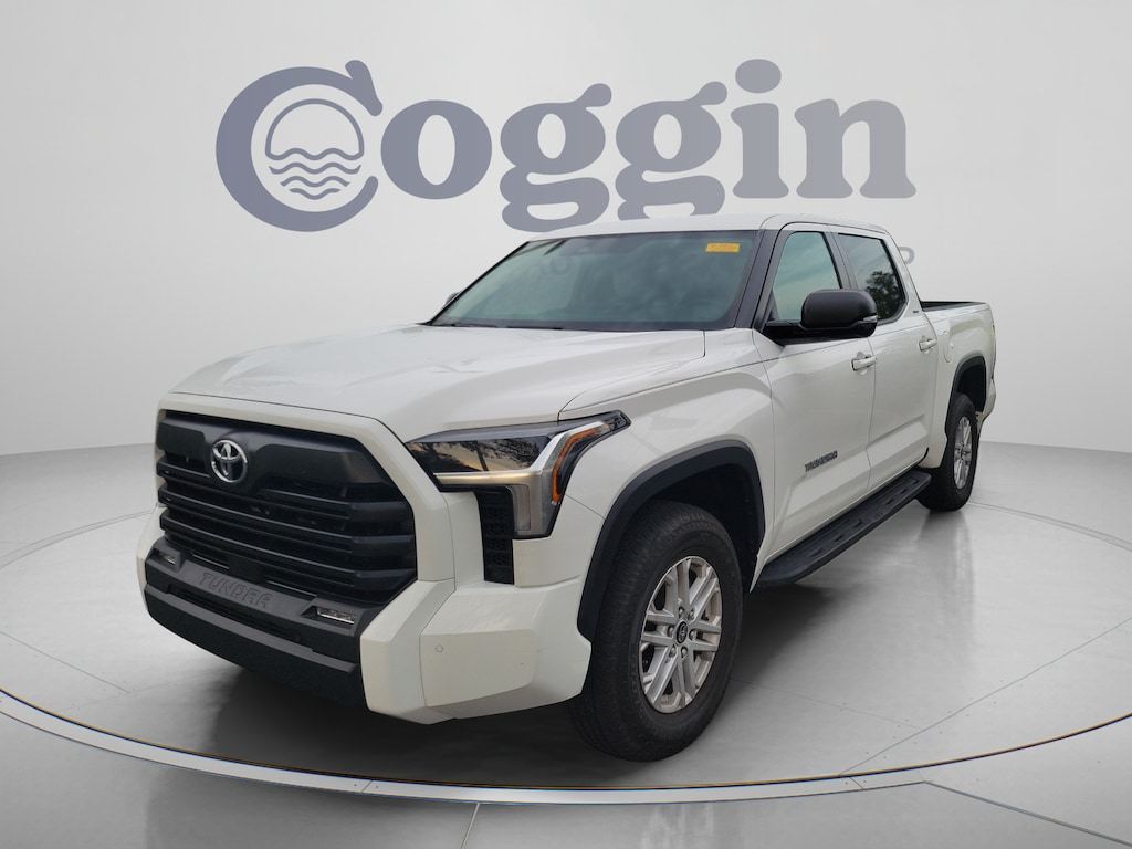 Used 2024 Toyota Tundra 4WD SR5 SR5 CrewMax 5.5 Bed