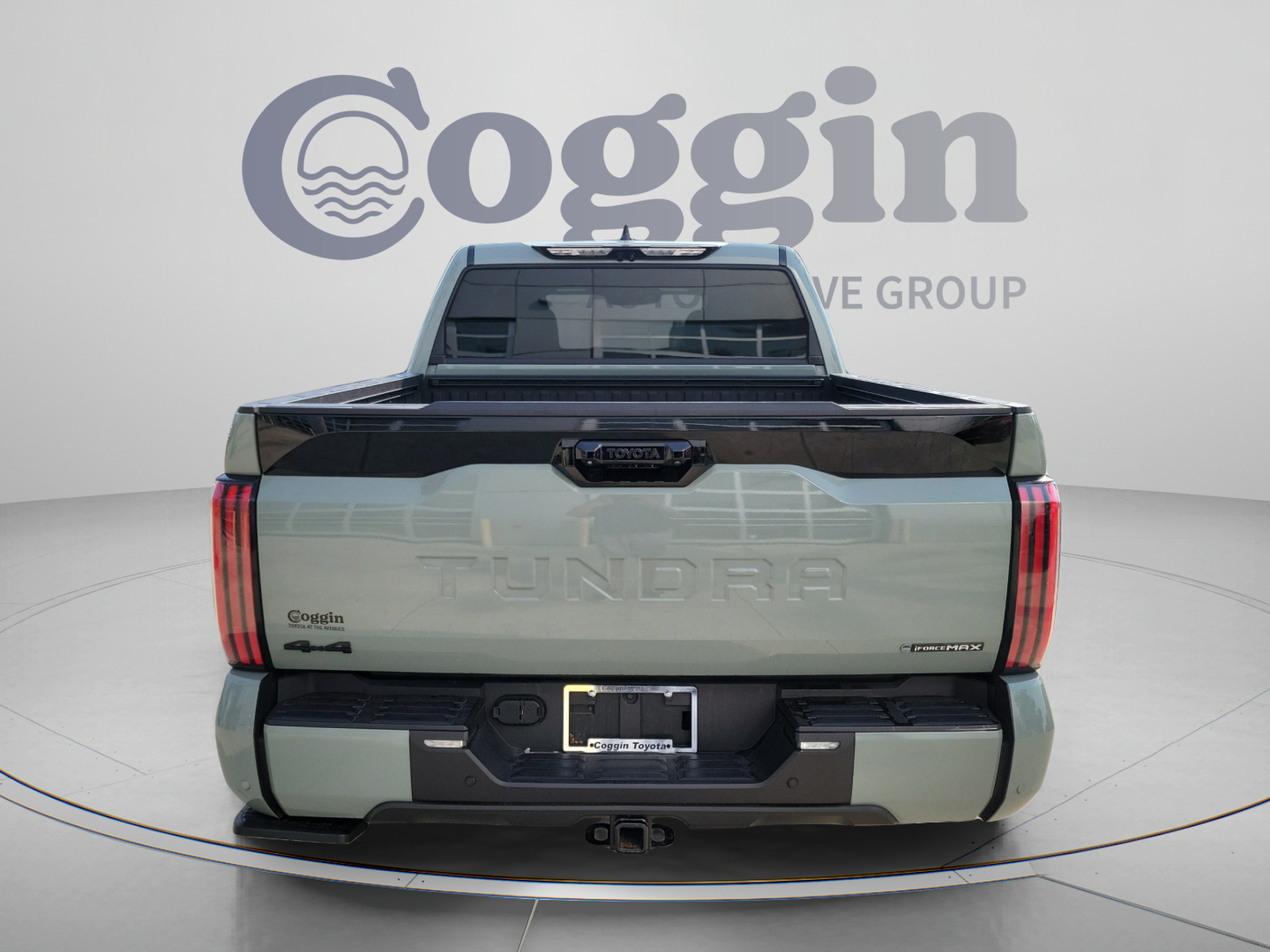 Used 2025 Toyota Tundra 4WD Platinum Platinum Hybrid CrewMax 5.5 Bed