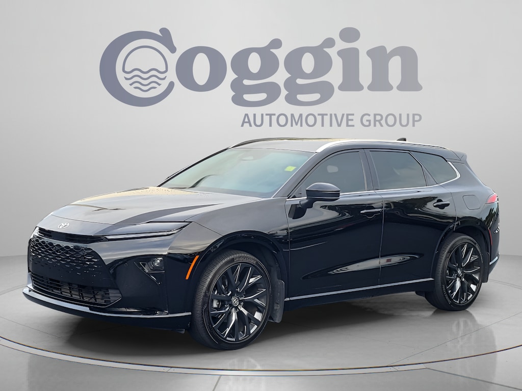 Certified 2025 Toyota Crown Signia XLE SUV